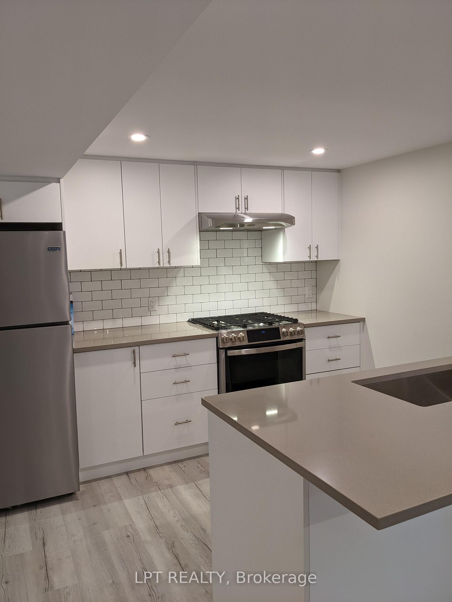 Photo 3 of Unit B, 63 Findlay Avenue, Ottawa, Glebe — HOMEH
