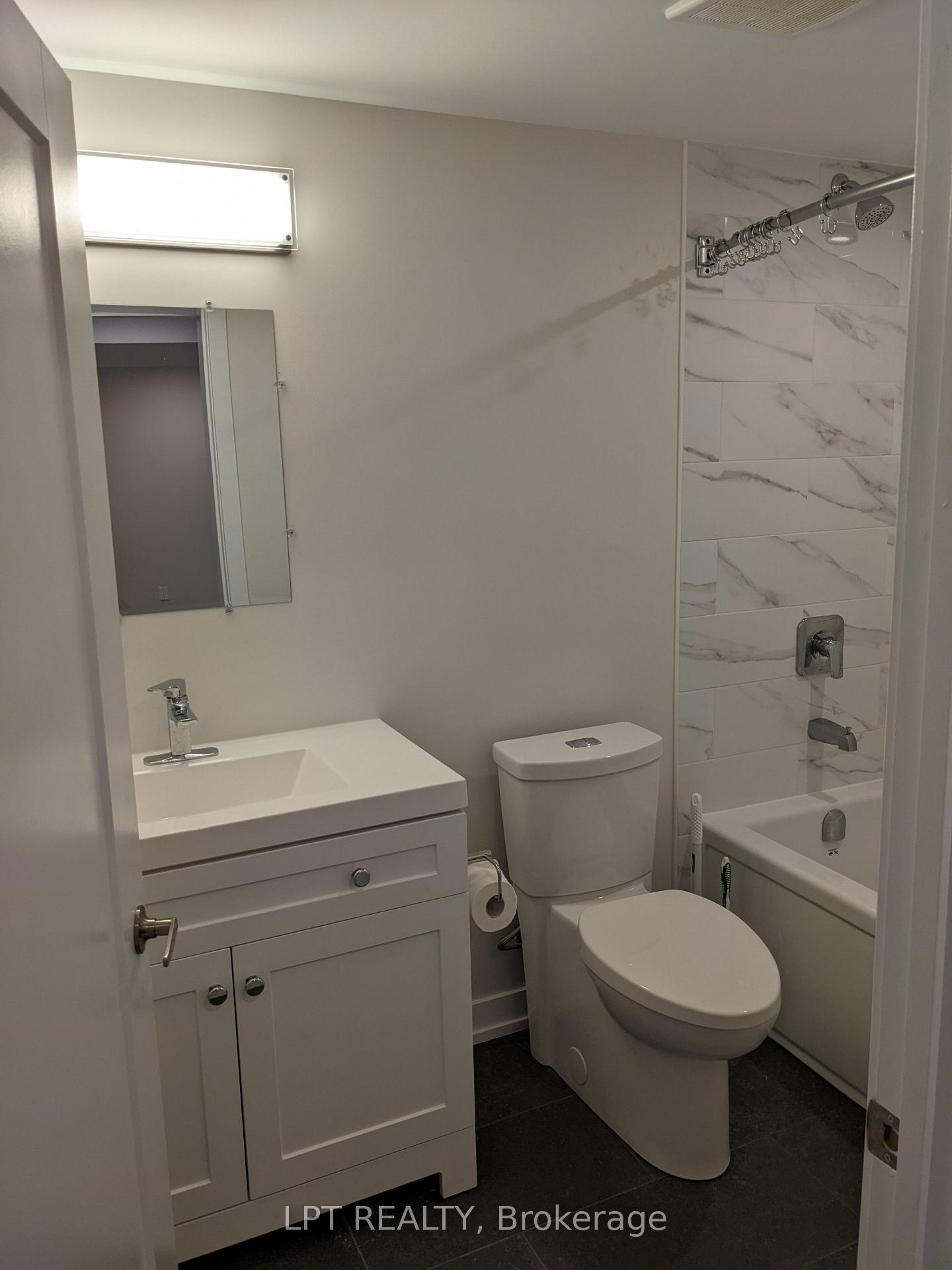 Photo 13 of Unit B, 63 Findlay Avenue, Ottawa, Glebe — HOMEH