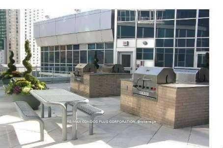 Photo 12 of Unit 1603, 8 York Street, Toronto, Waterfront Communities — HOMEH