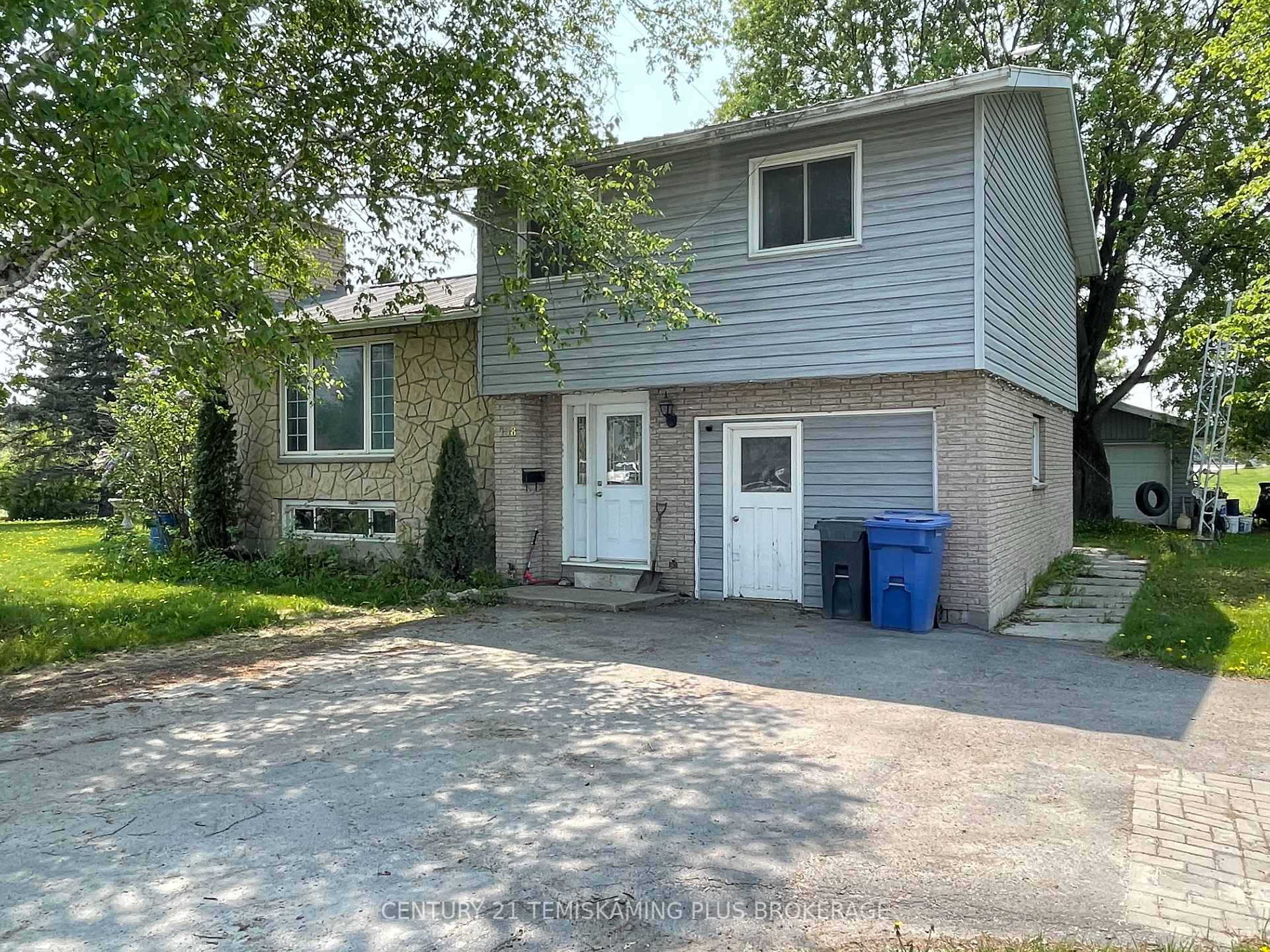Photo 1 of 138 Fourth Avenue, Englehart — HOMEH