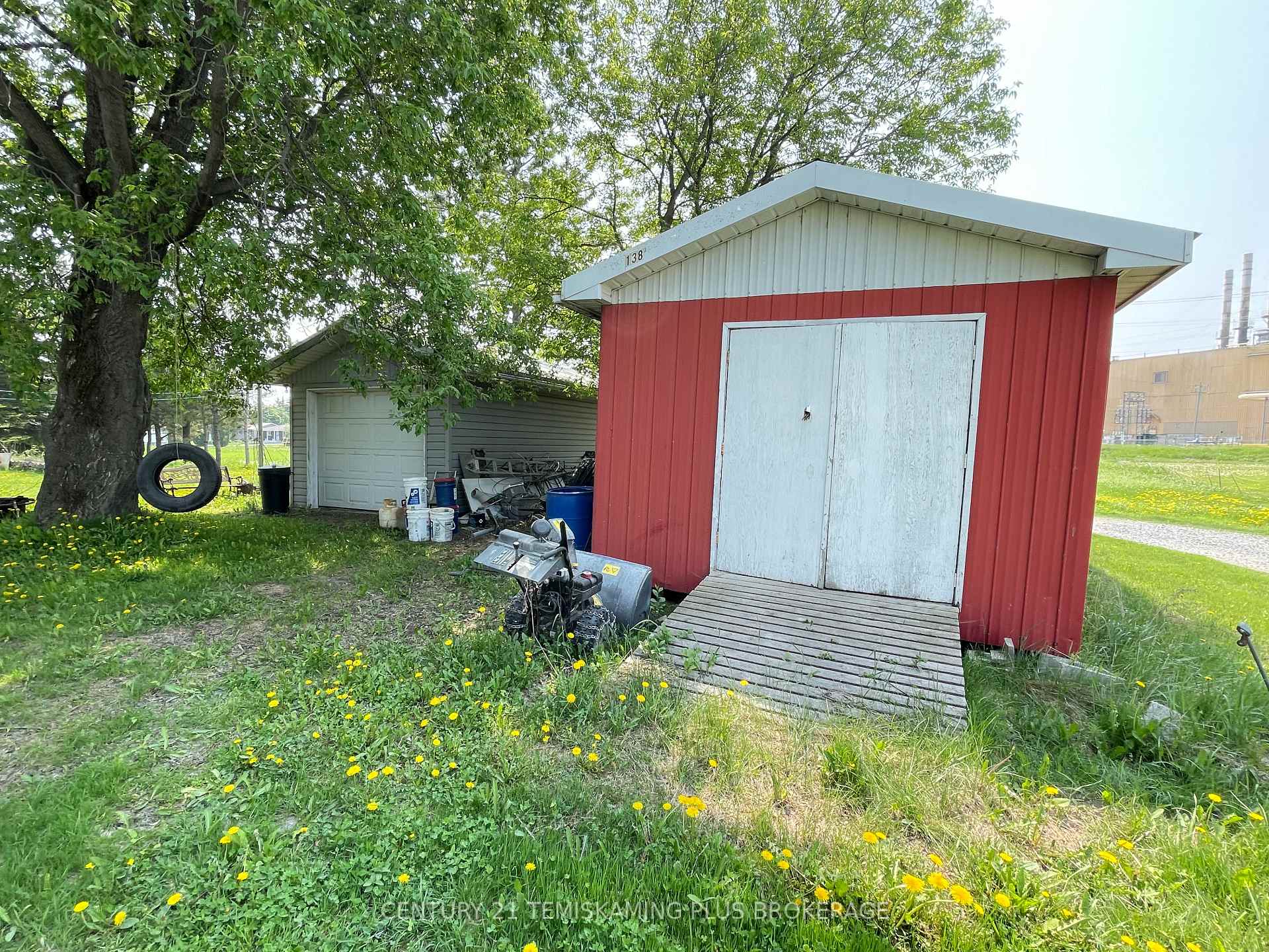Photo 11 of 138 Fourth Avenue, Englehart — HOMEH