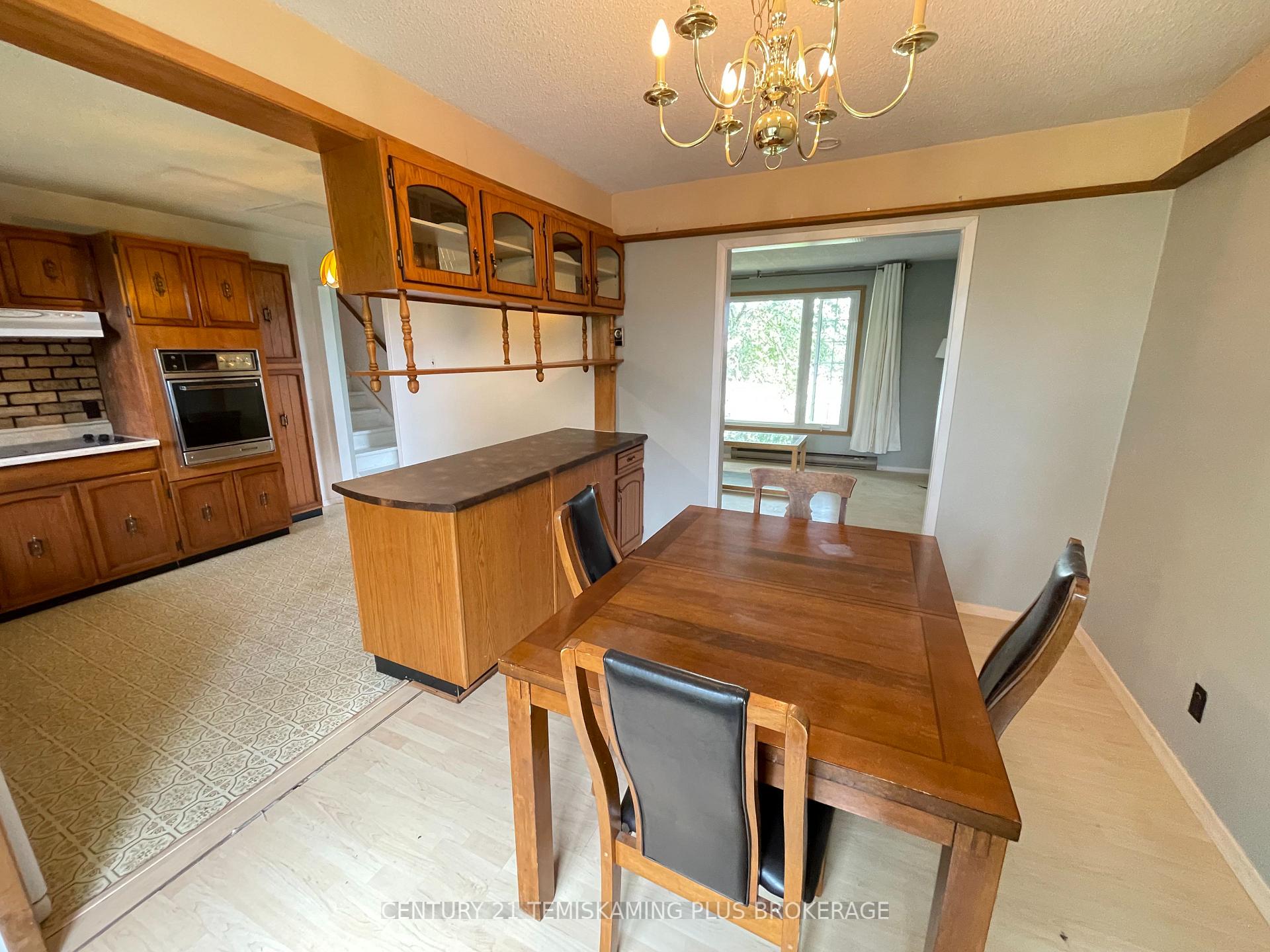 Photo 15 of 138 Fourth Avenue, Englehart — HOMEH