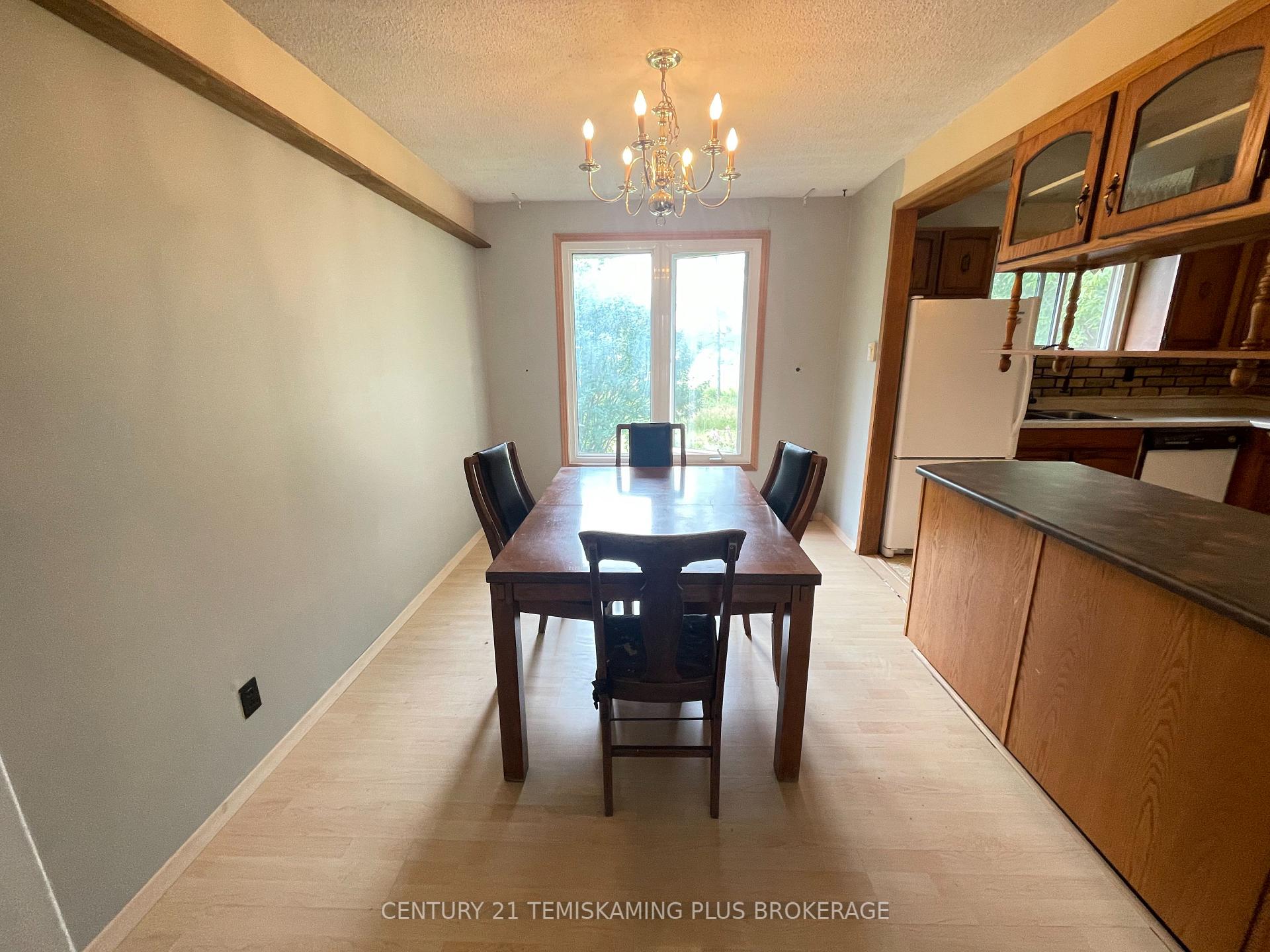 Photo 16 of 138 Fourth Avenue, Englehart — HOMEH