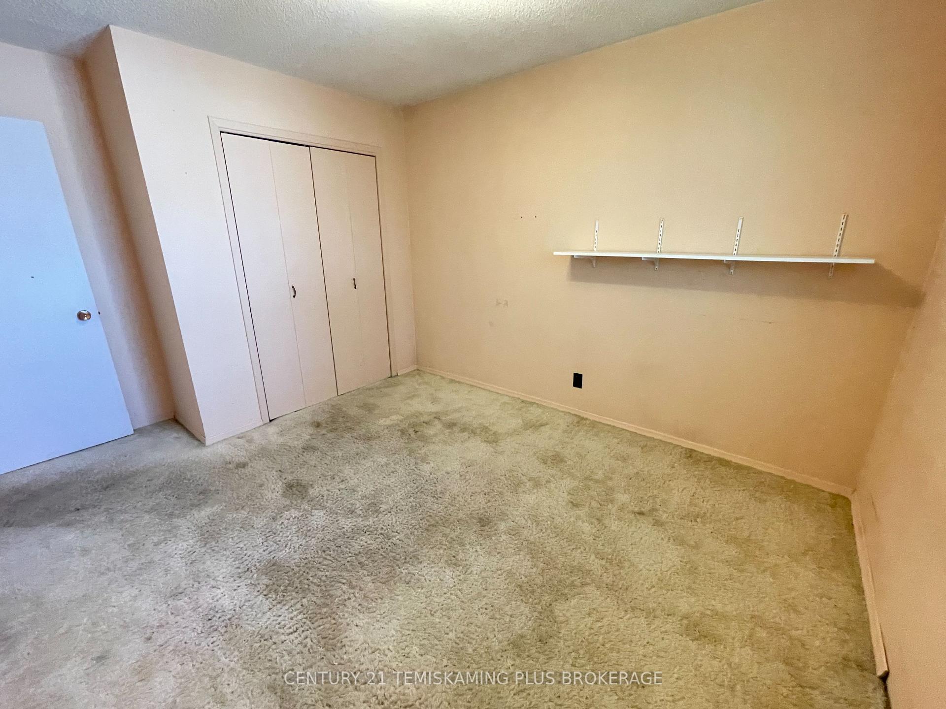Photo 21 of 138 Fourth Avenue, Englehart — HOMEH
