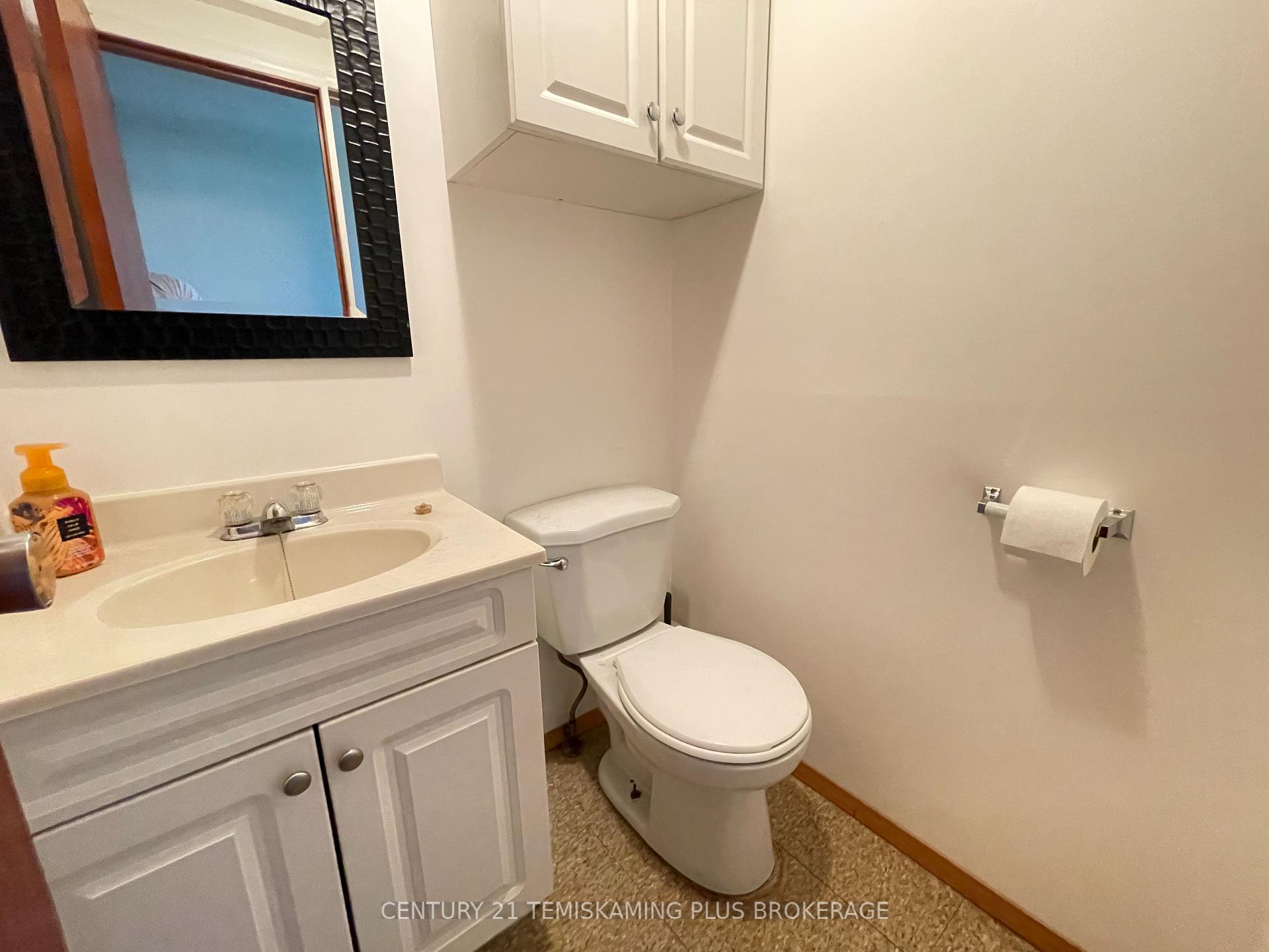 Photo 26 of 138 Fourth Avenue, Englehart — HOMEH