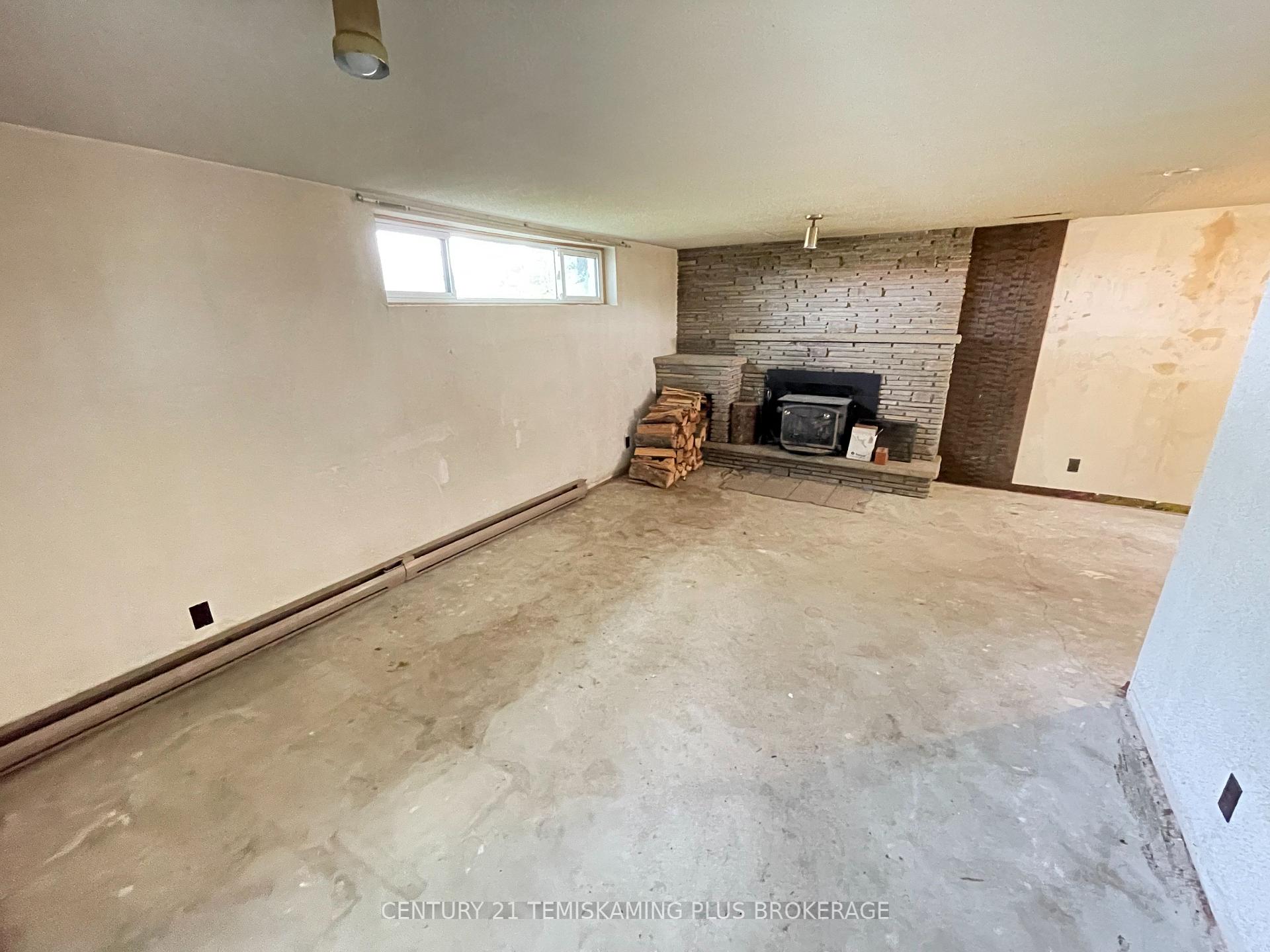 Photo 28 of 138 Fourth Avenue, Englehart — HOMEH