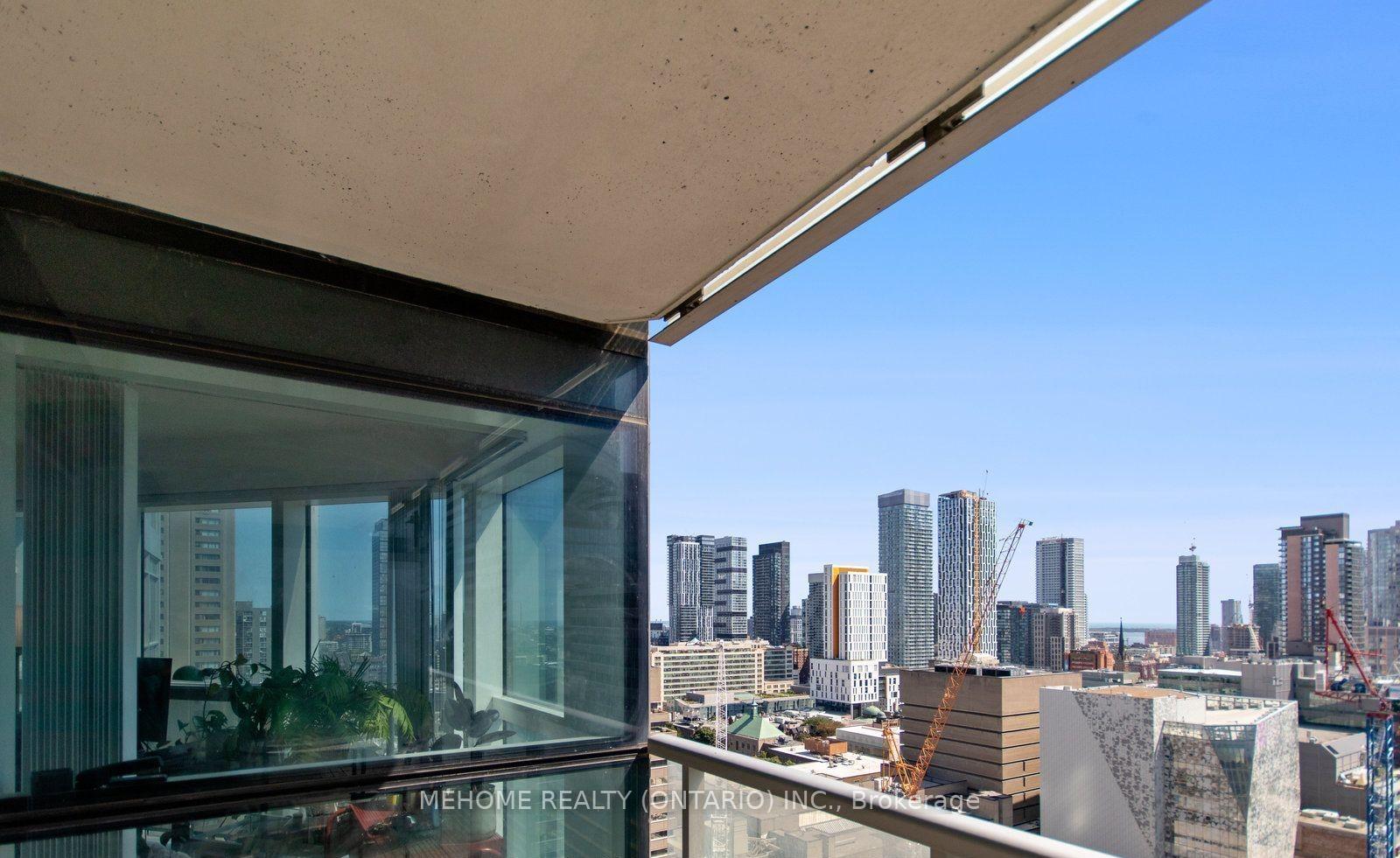 Photo 10 of Unit 2008, 386 Yonge Street, Toronto, Bay Street Corridor — HOMEH