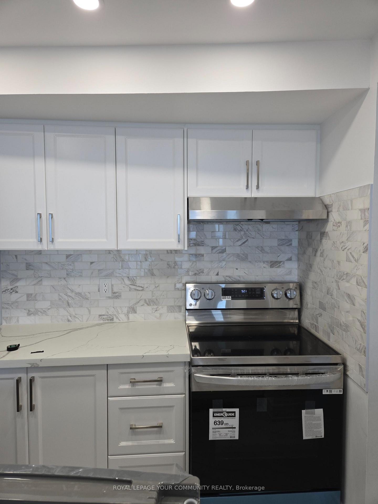 Photo 11 of Unit 1910, 77 Harbour Square, Toronto, Waterfront Communities — HOMEH