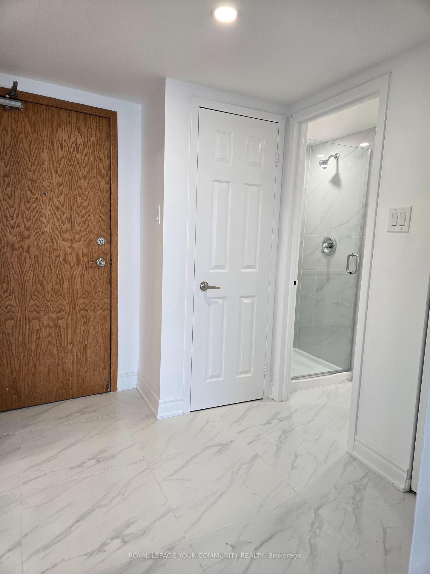 Photo 24 of Unit 1910, 77 Harbour Square, Toronto, Waterfront Communities — HOMEH