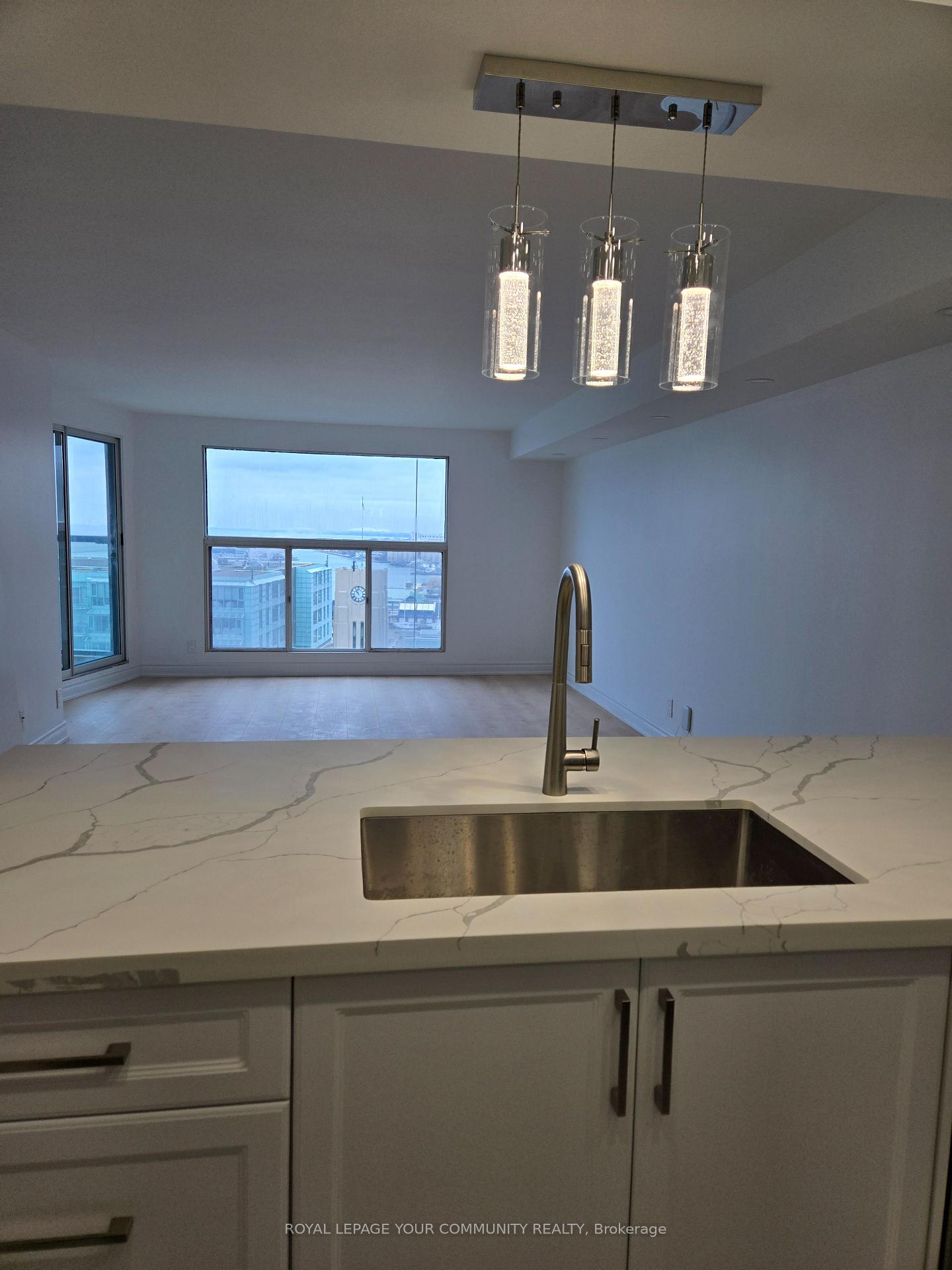 Photo 28 of Unit 1910, 77 Harbour Square, Toronto, Waterfront Communities — HOMEH