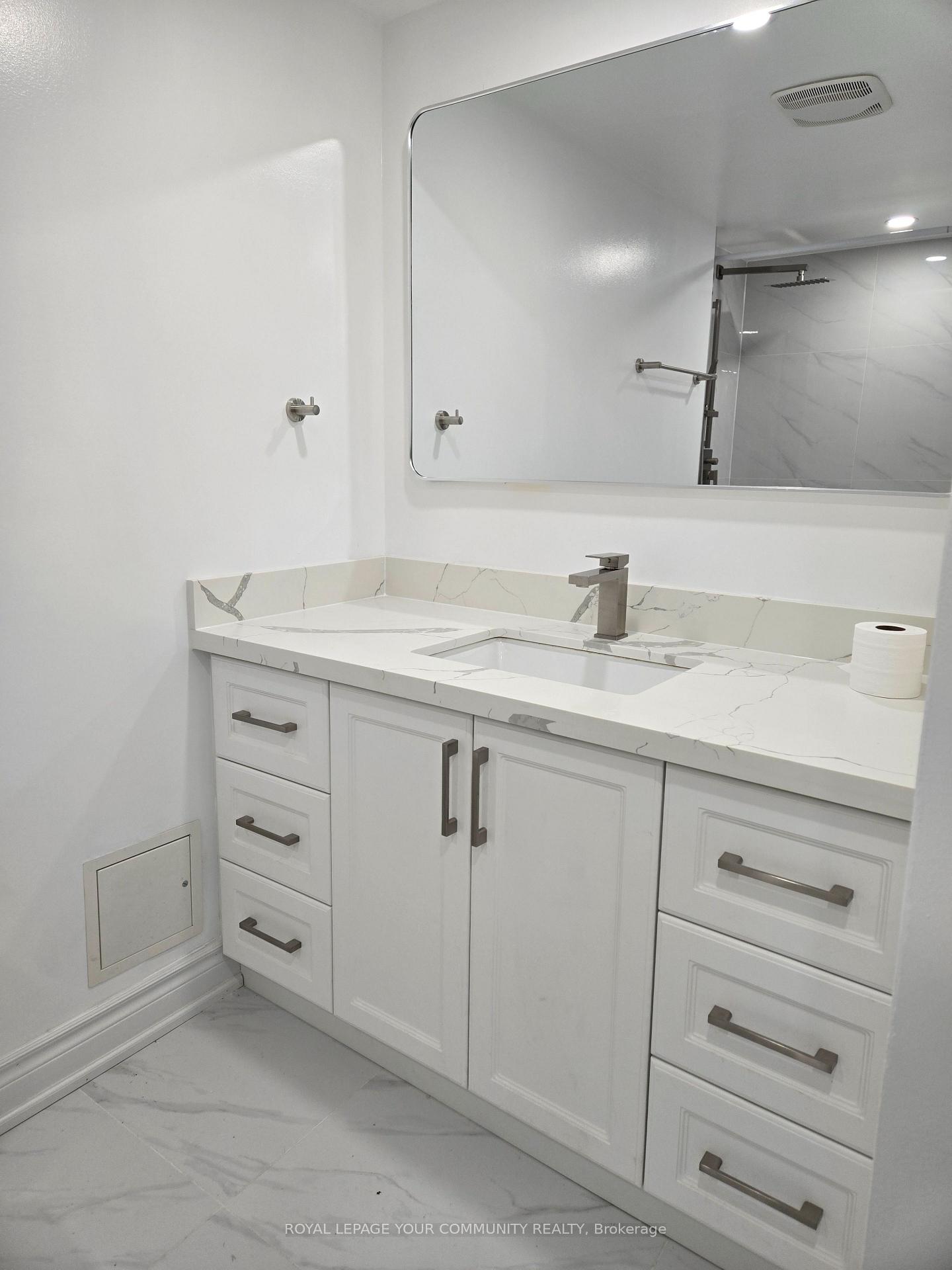 Photo 52 of Unit 1910, 77 Harbour Square, Toronto, Waterfront Communities — HOMEH