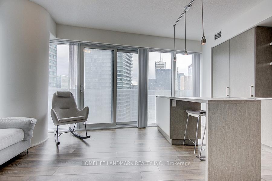 Photo 18 of Unit 4202, 100 Harbour Street, Toronto, Waterfront Communities — HOMEH