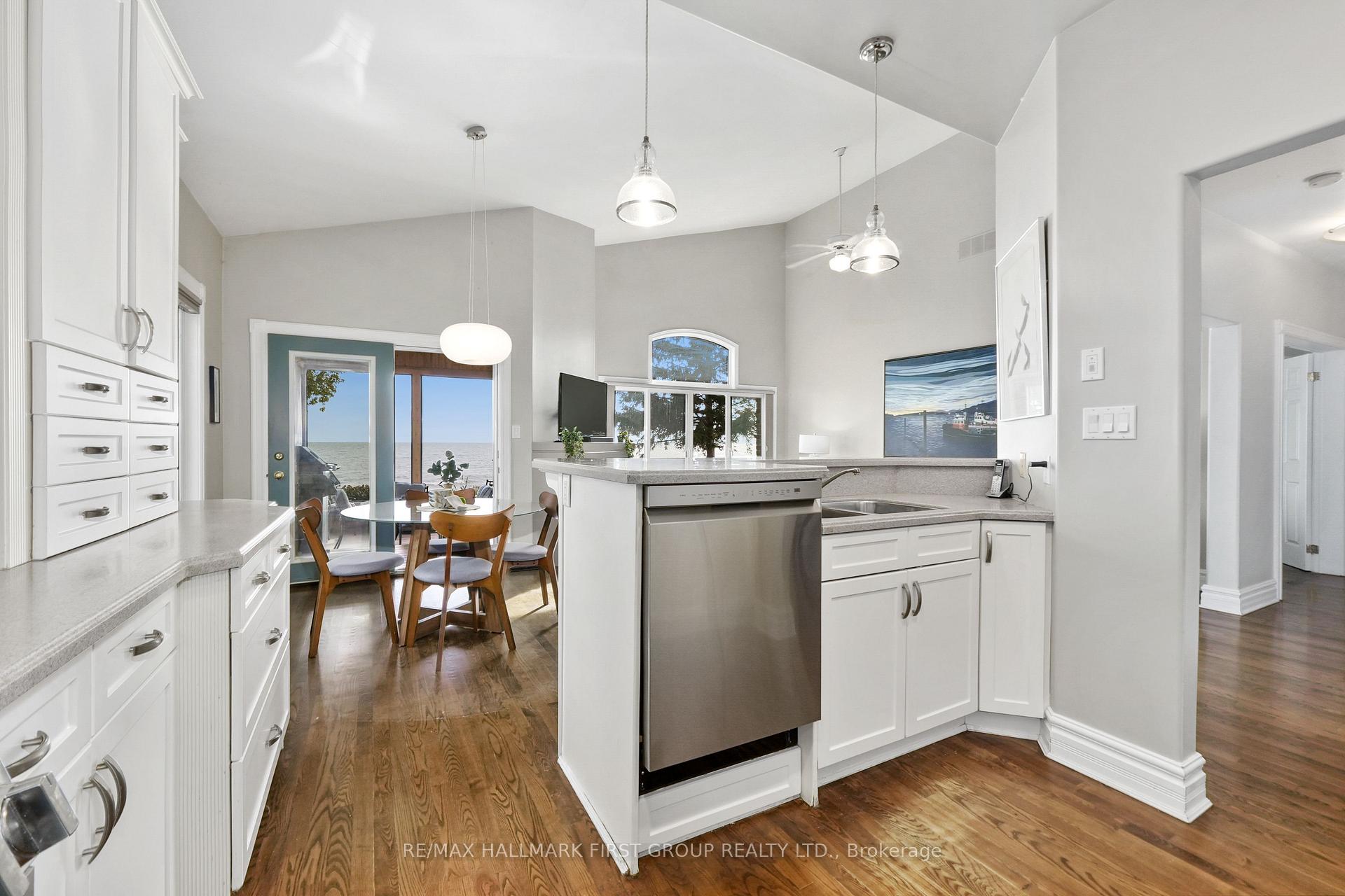 Photo 13 of 39 Tremaine Terrace, Cobourg — HOMEH
