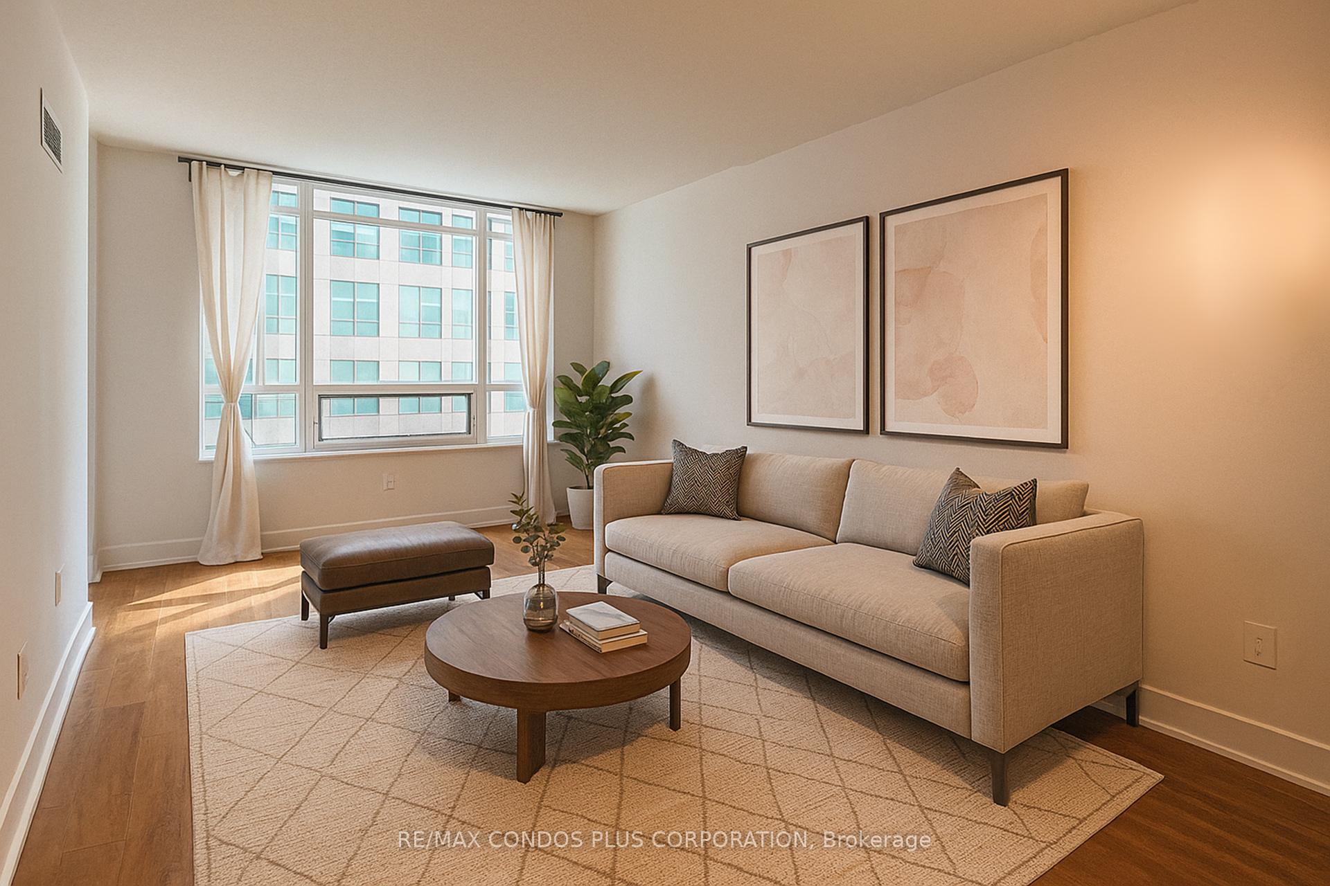 Photo 2 of Unit 611, 20 Blue Jays Way, Toronto, Waterfront Communities — HOMEH