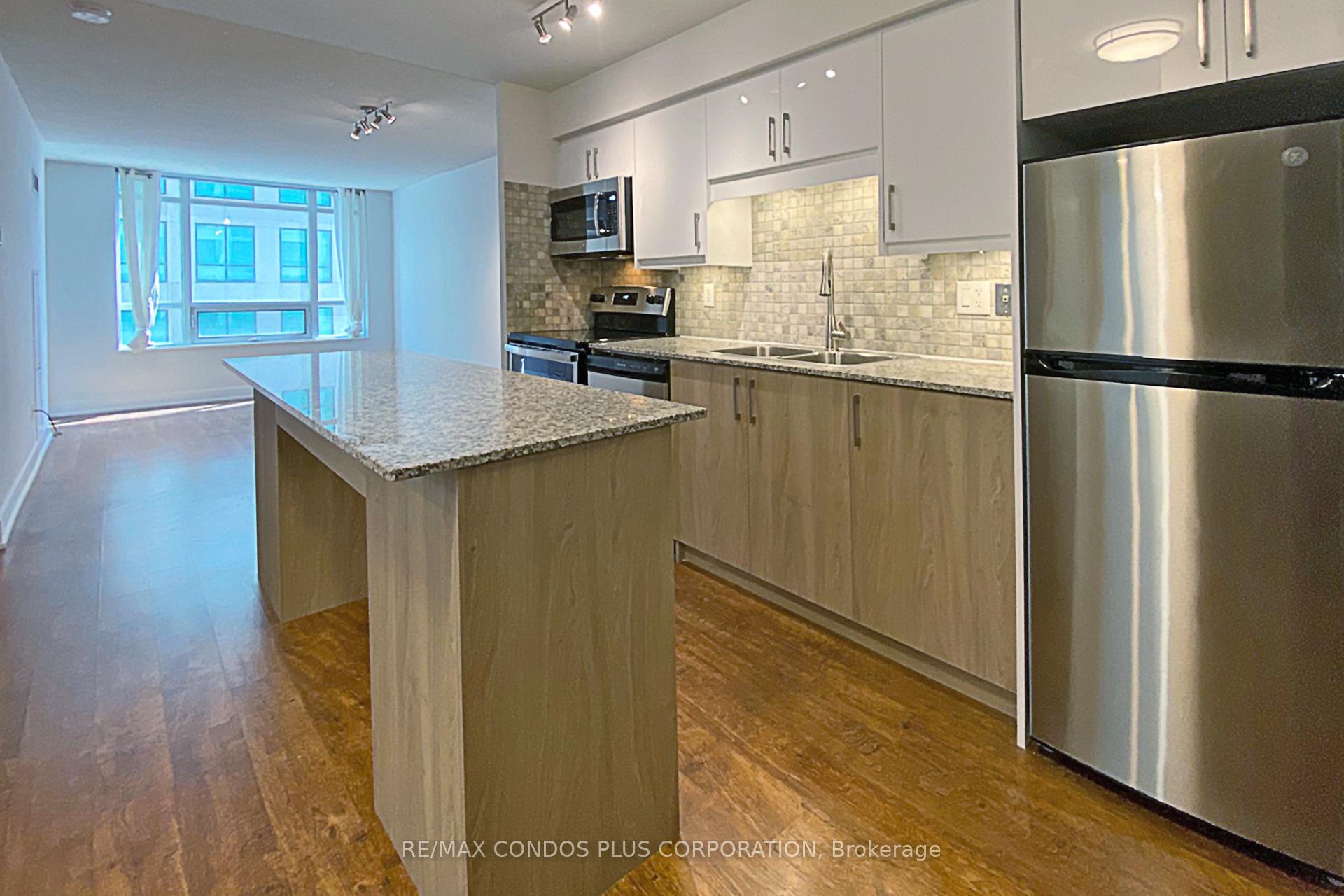 Photo 6 of Unit 611, 20 Blue Jays Way, Toronto, Waterfront Communities — HOMEH