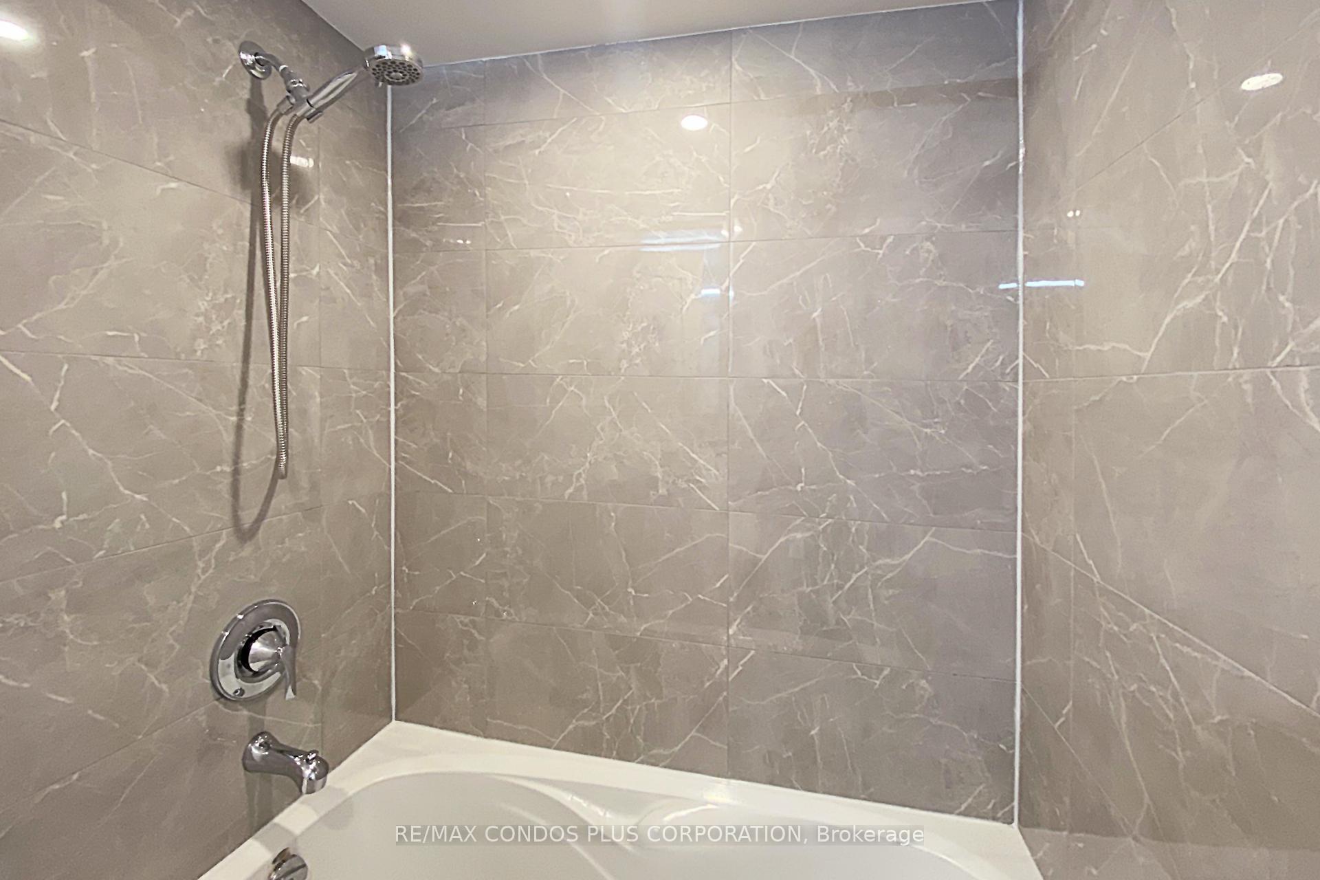Photo 12 of Unit 611, 20 Blue Jays Way, Toronto, Waterfront Communities — HOMEH