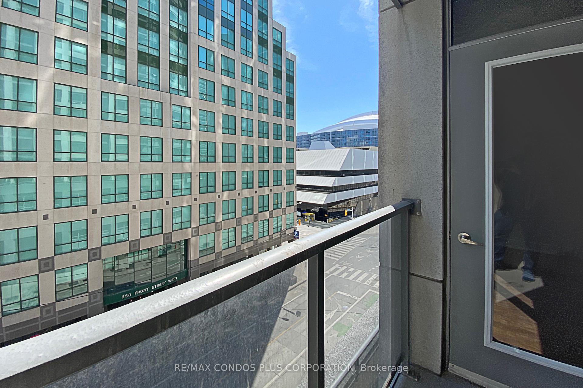 Photo 13 of Unit 611, 20 Blue Jays Way, Toronto, Waterfront Communities — HOMEH