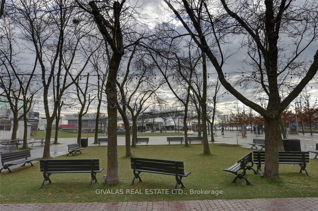Photo 24 of Unit 404, 8 York Street, Toronto, Waterfront Communities — HOMEH