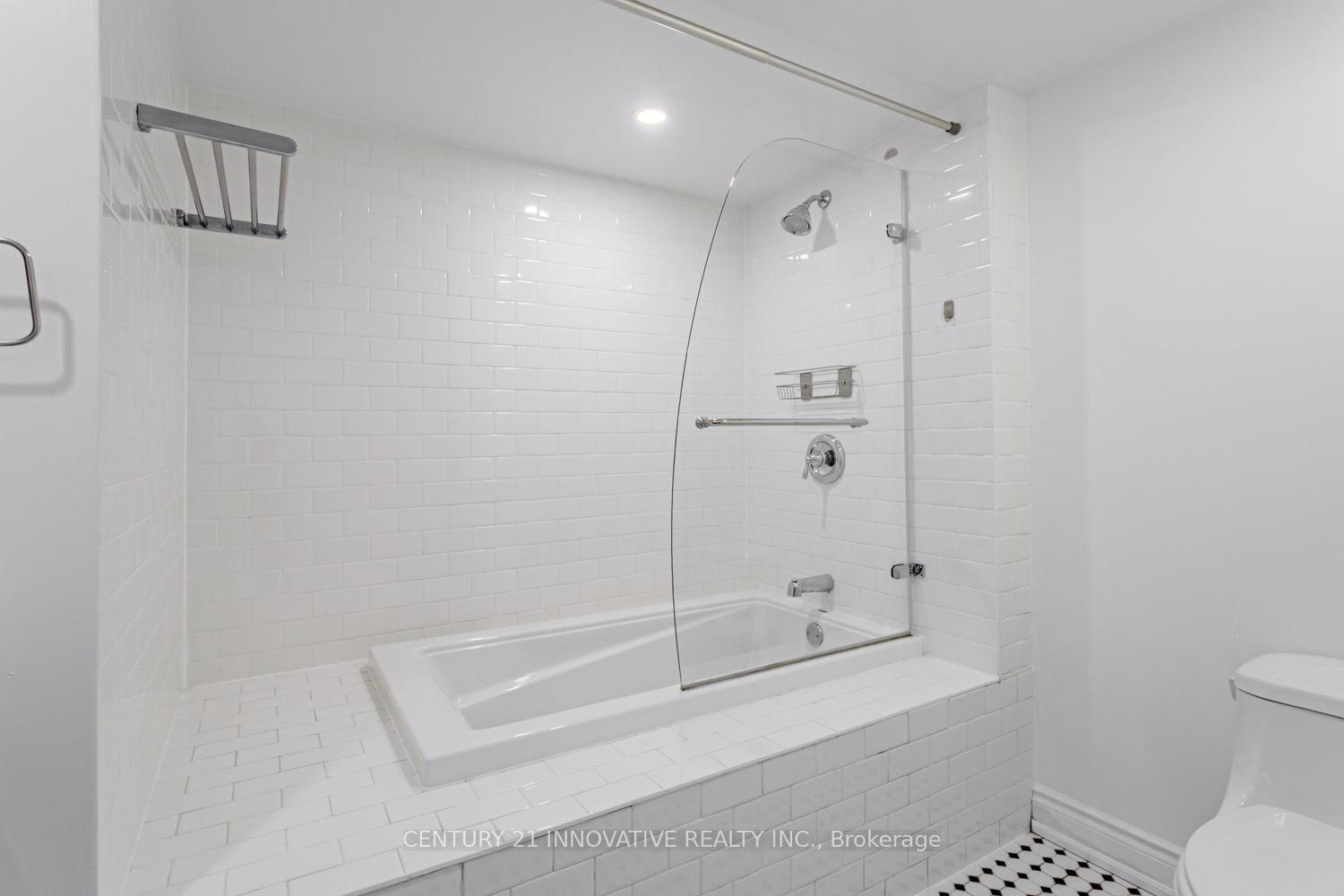 Photo 20 of Unit 604, 188 Spadina Avenue, Toronto, Kensington-Chinatown — HOMEH