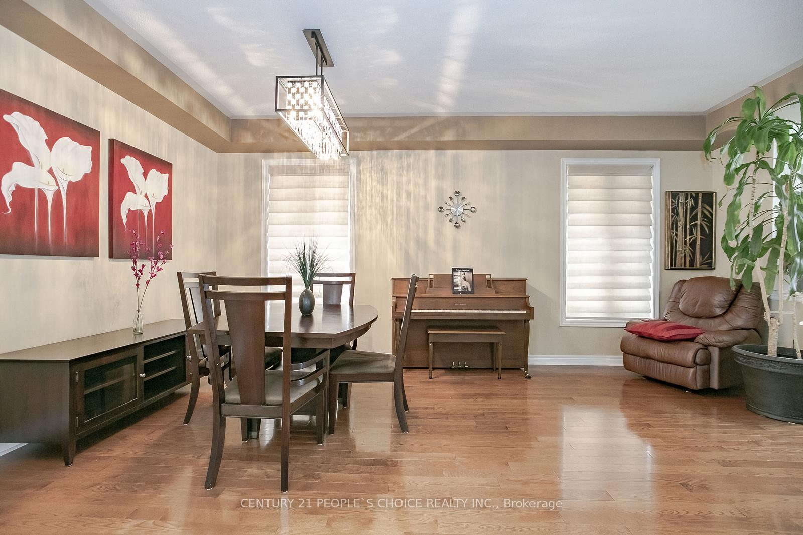 Photo 8 of 15 Fallharvest Avenue, Brampton, Bram West — HOMEH