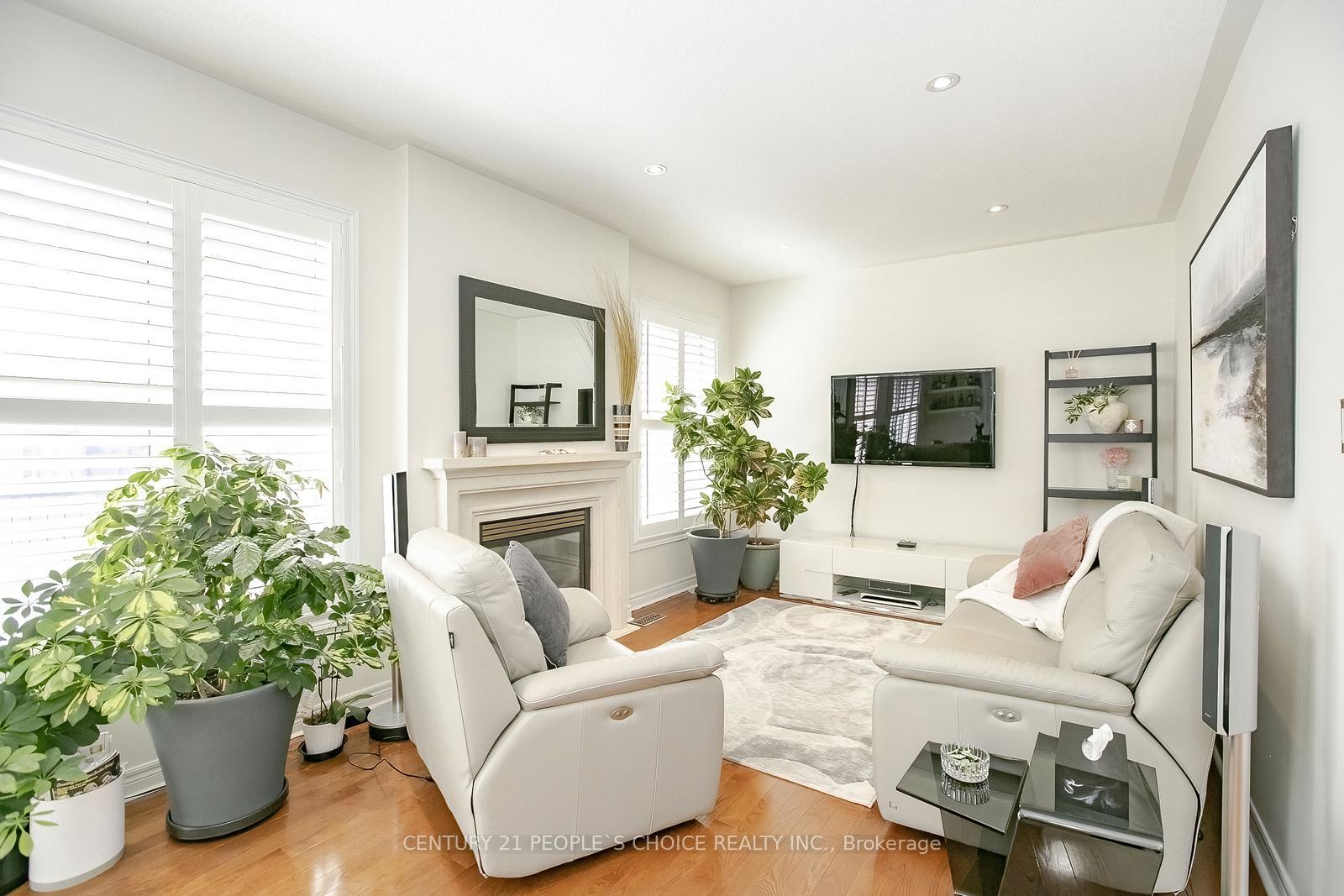 Photo 17 of 15 Fallharvest Avenue, Brampton, Bram West — HOMEH