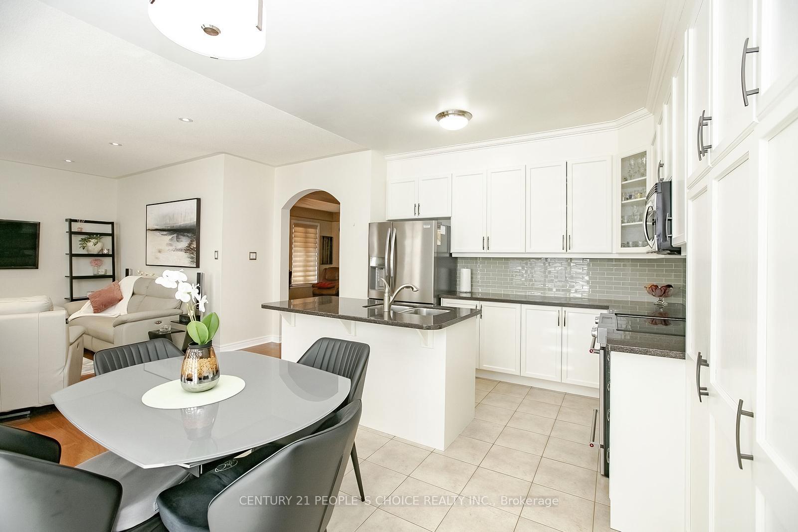 Photo 36 of 15 Fallharvest Avenue, Brampton, Bram West — HOMEH