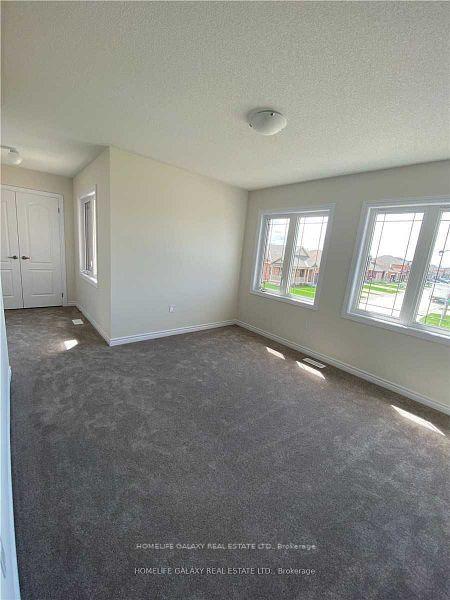 Photo 2 of 9 Butcher Street, Brock, Beaverton — HOMEH