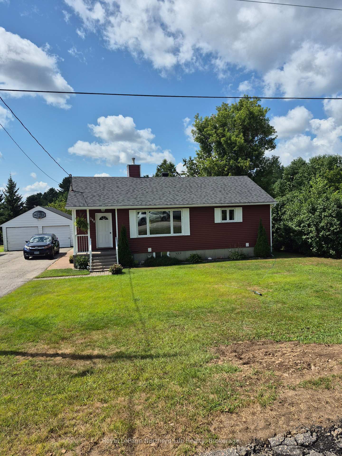 Photo 5 of 390 Eight Street, Mattawa — HOMEH