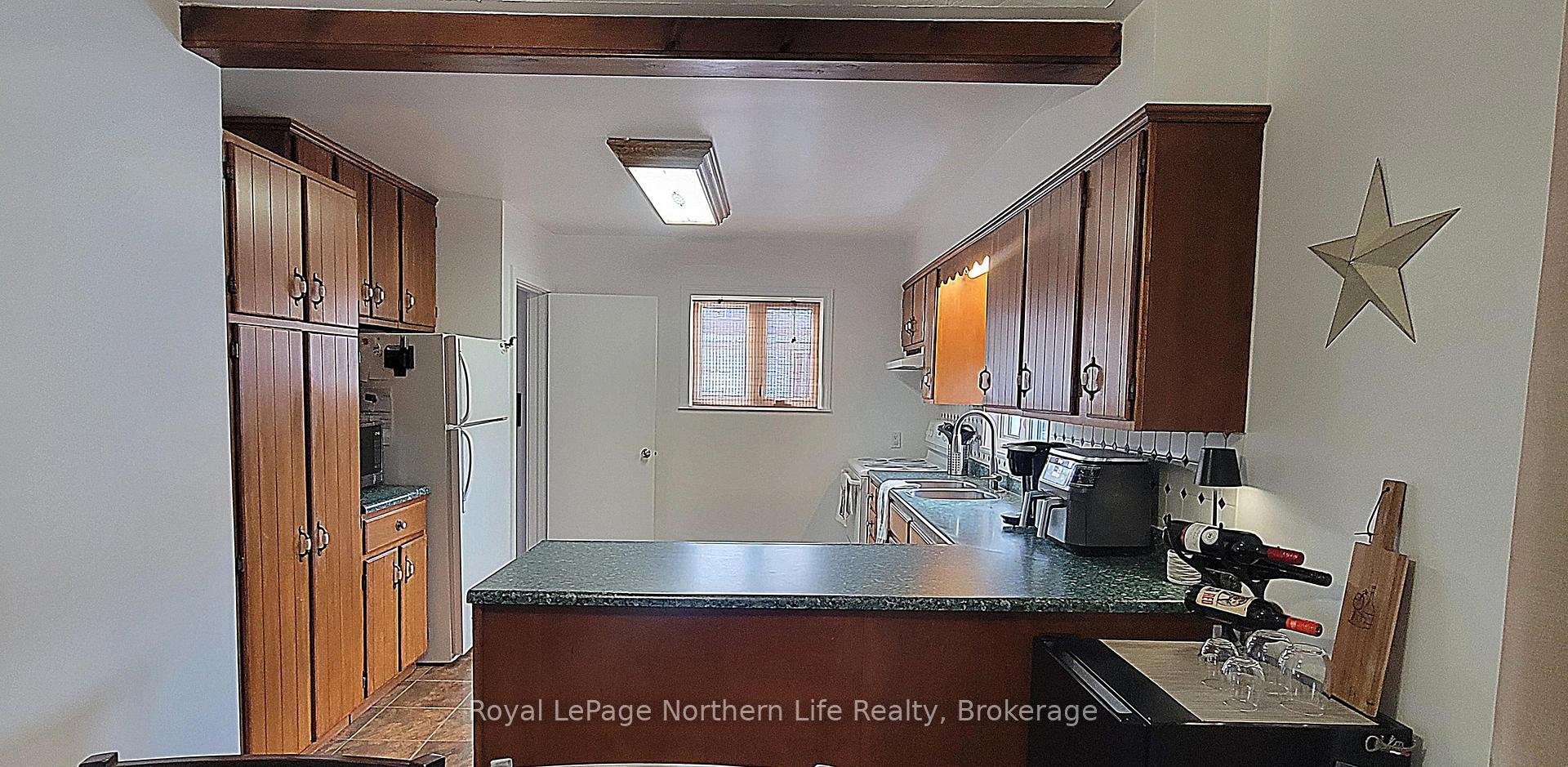 Photo 13 of 390 Eight Street, Mattawa — HOMEH