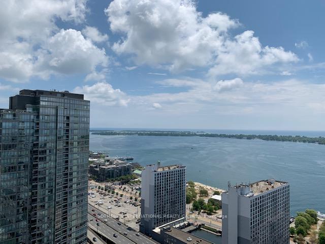 Photo 5 of Unit 3907, 35 Mariner Terrace, Toronto, Waterfront Communities — HOMEH
