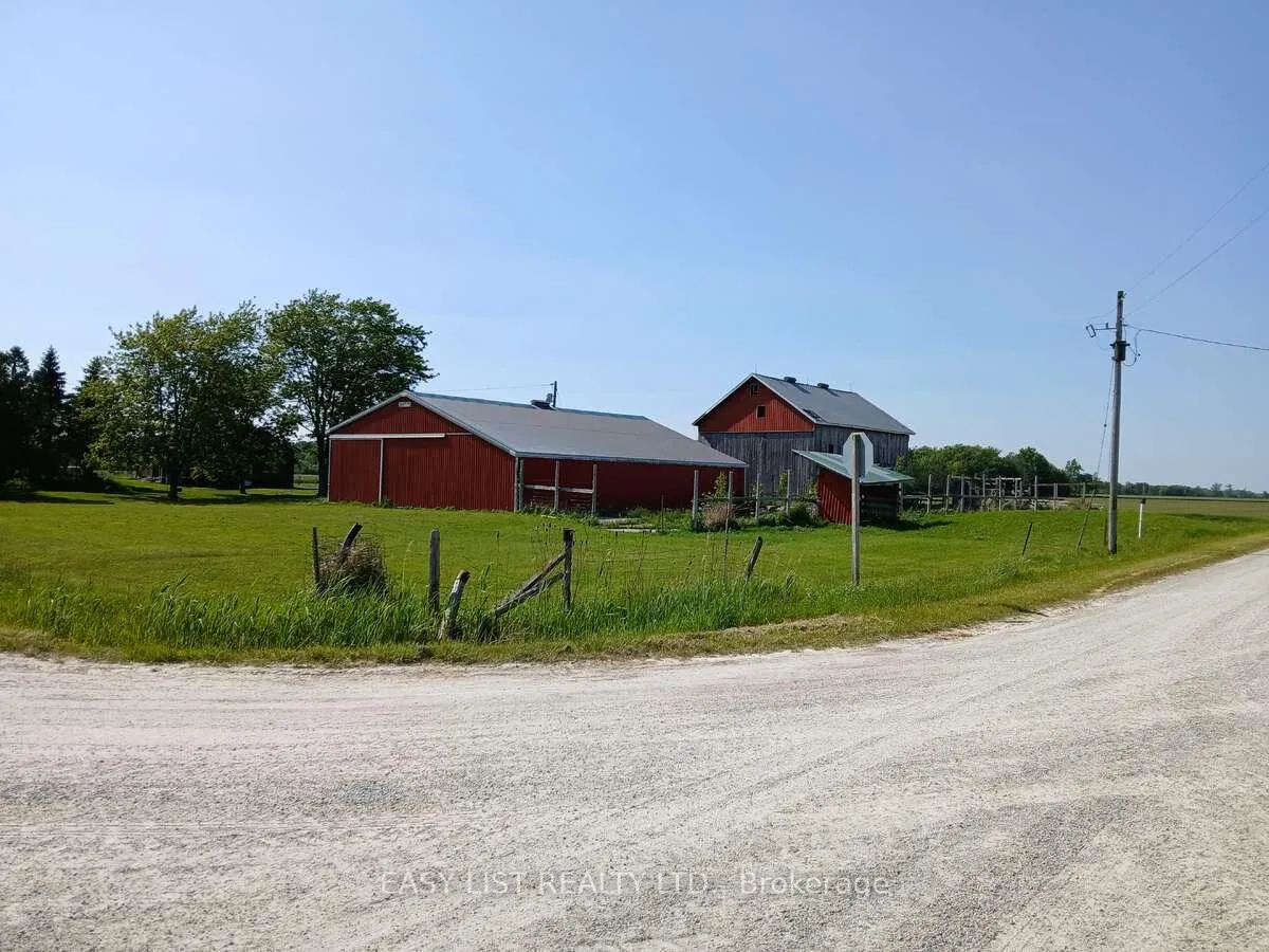 Photo 7 of 4792 Langbank Line, Dawn-Euphemia, Dawn Euphemia — HOMEH