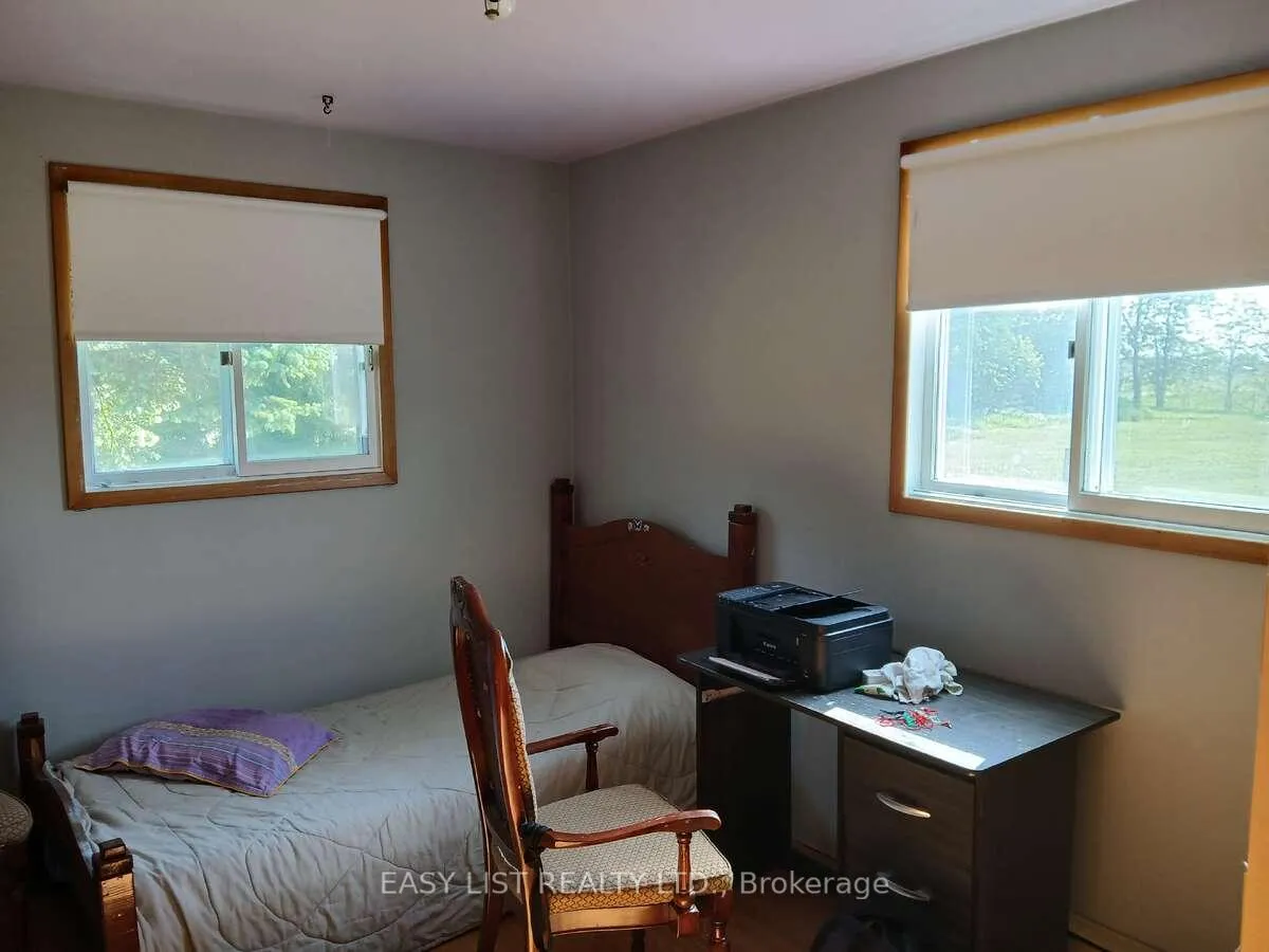 Photo 12 of 4792 Langbank Line, Dawn-Euphemia, Dawn Euphemia — HOMEH