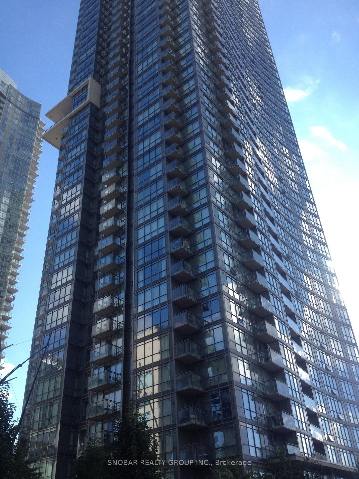 Front of Unit 2115, 11 Brunel Court