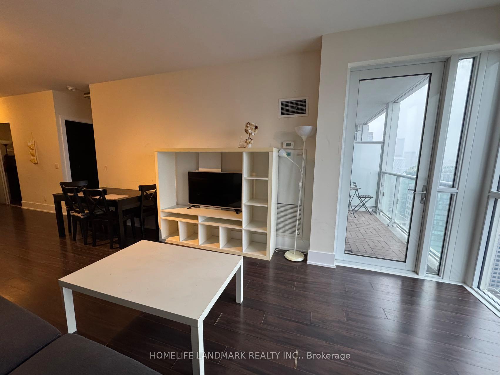 Photo 8 of Unit 4007, 300 Front Street W, Toronto, Waterfront Communities — HOMEH