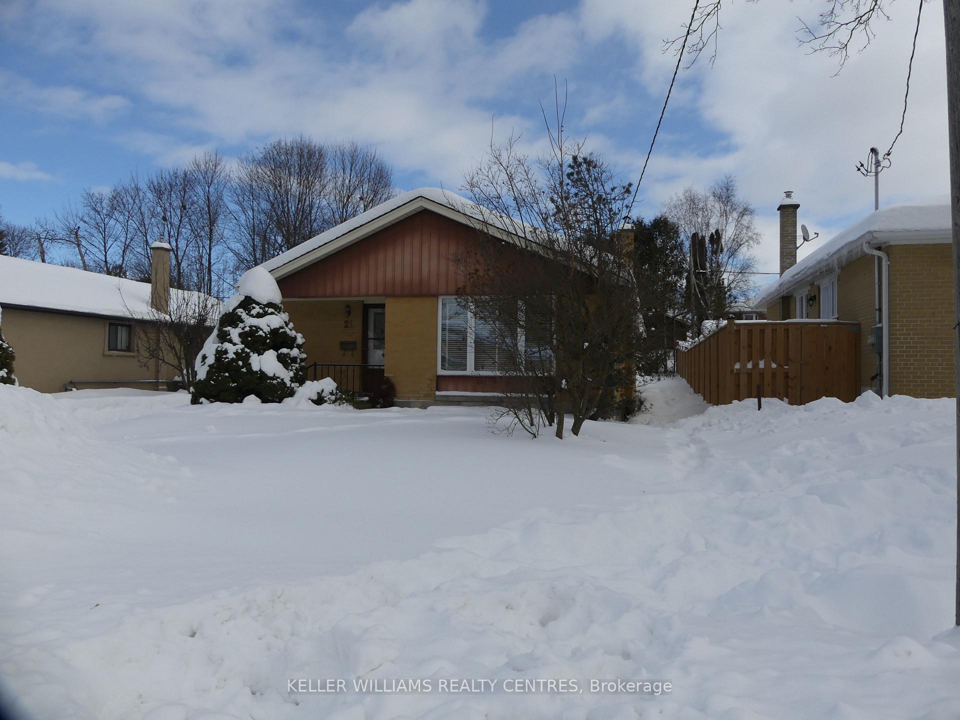 Photo 4 of 21 Child Drive, Aurora, Aurora Highlands — HOMEH