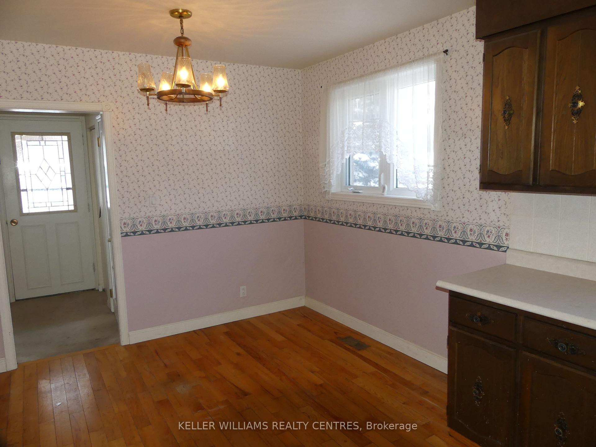 Photo 16 of 21 Child Drive, Aurora, Aurora Highlands — HOMEH