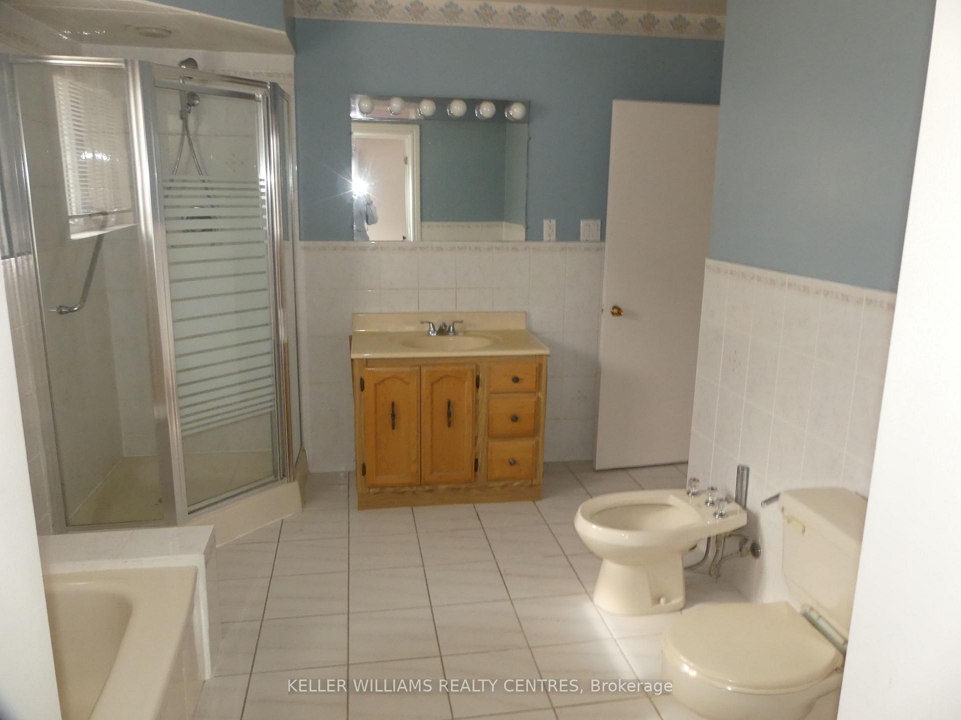 Photo 25 of 21 Child Drive, Aurora, Aurora Highlands — HOMEH