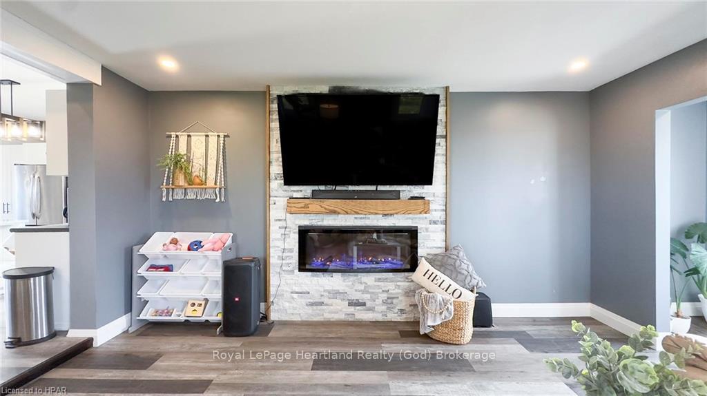 Photo 14 of 41581 Summerhill Road, Central Huron, Hullett — HOMEH