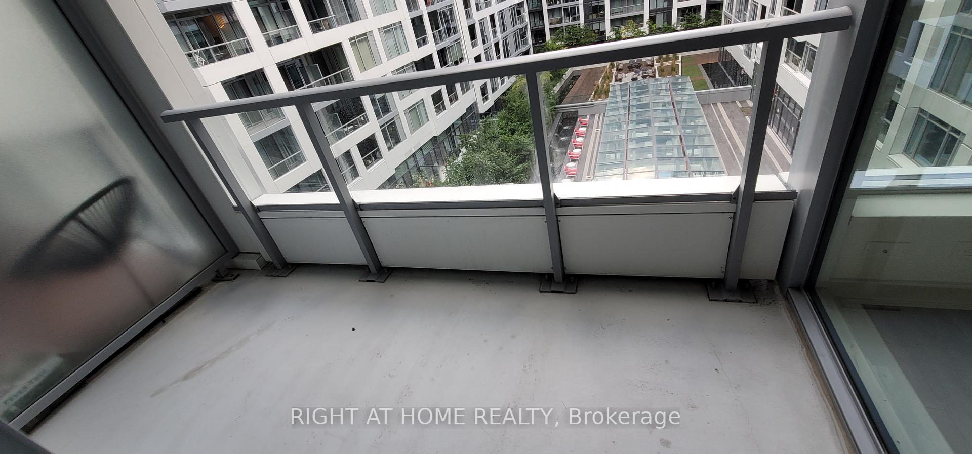 Photo 3 of Unit 614, 576 Front Street W, Toronto, Waterfront Communities — HOMEH