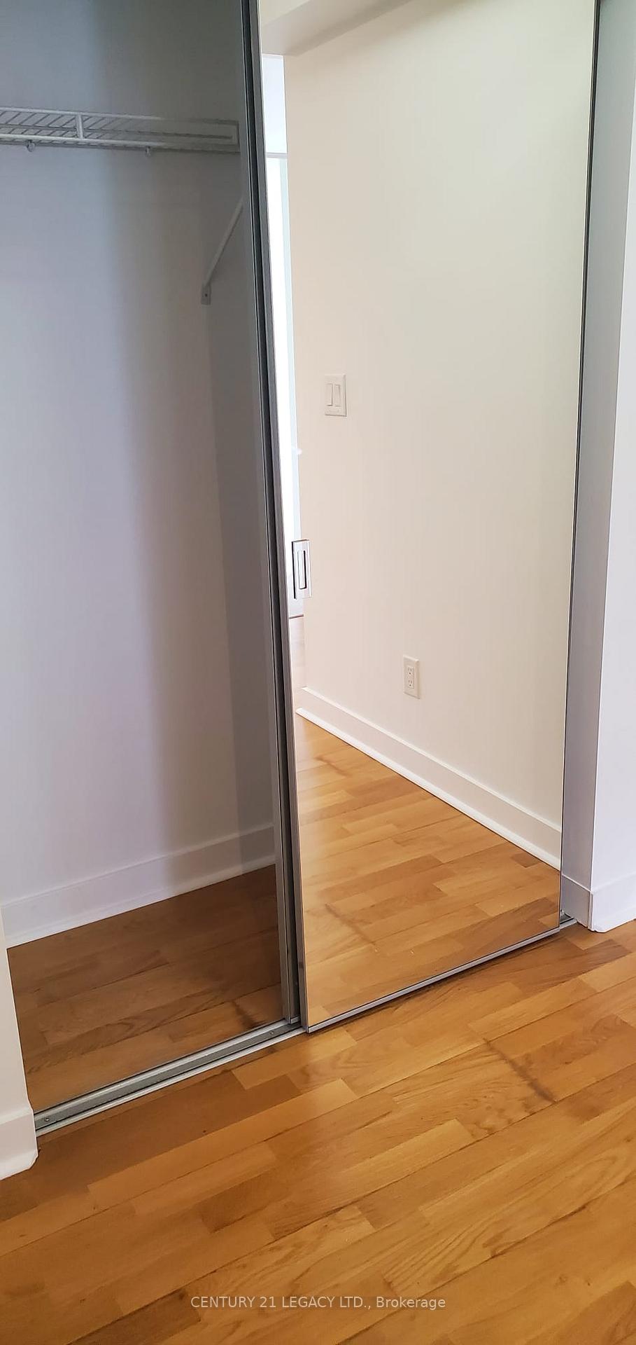 Photo 19 of Unit 401, 295 Adelaide Street W, Toronto, Waterfront Communities — HOMEH