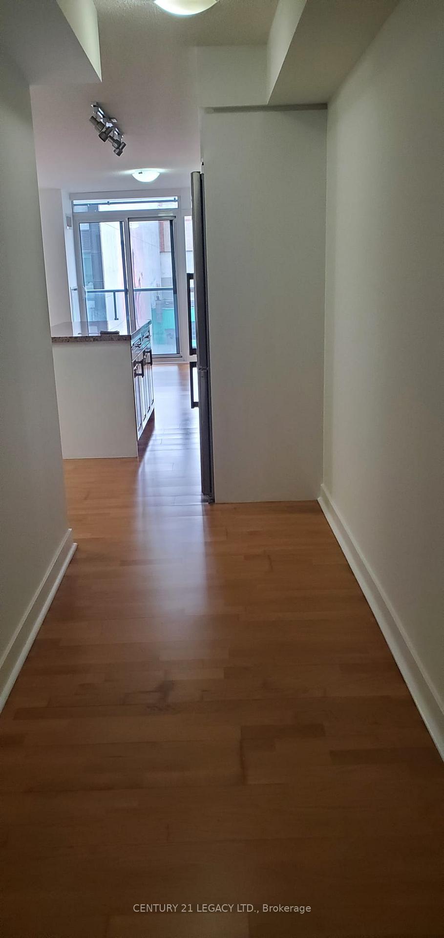 Photo 27 of Unit 401, 295 Adelaide Street W, Toronto, Waterfront Communities — HOMEH