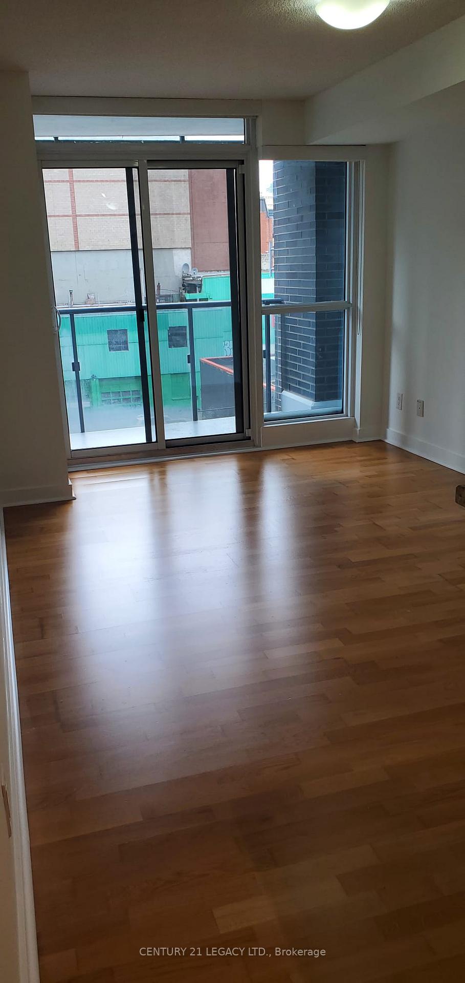 Photo 9 of Unit 401, 295 Adelaide Street W, Toronto, Waterfront Communities — HOMEH
