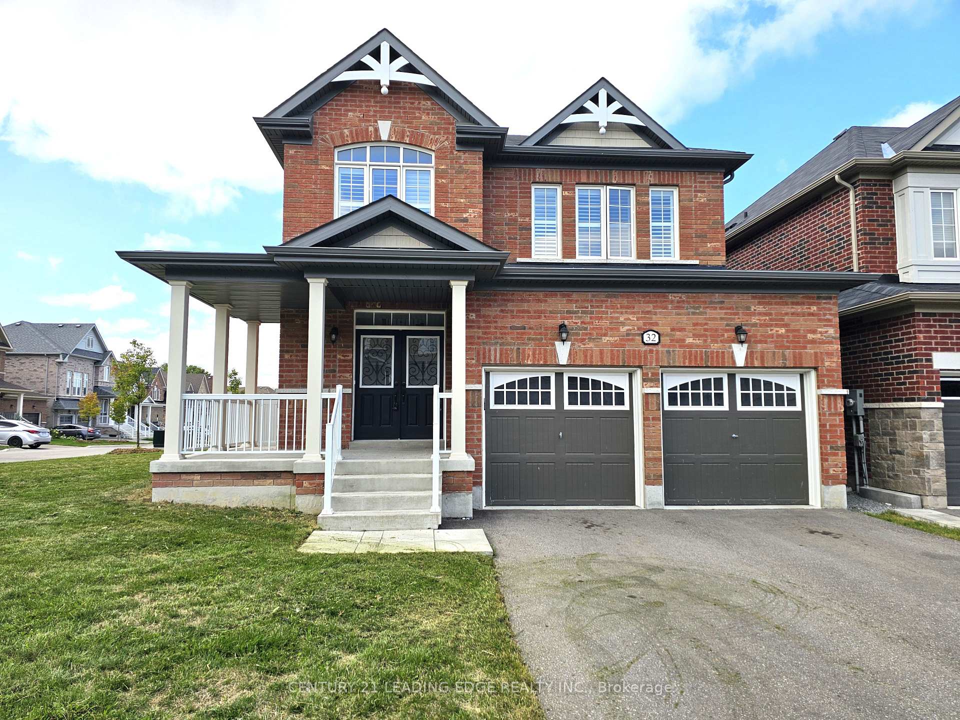 Photo 1 of 32 Clear Spring Avenue, Georgina, Keswick South — HOMEH