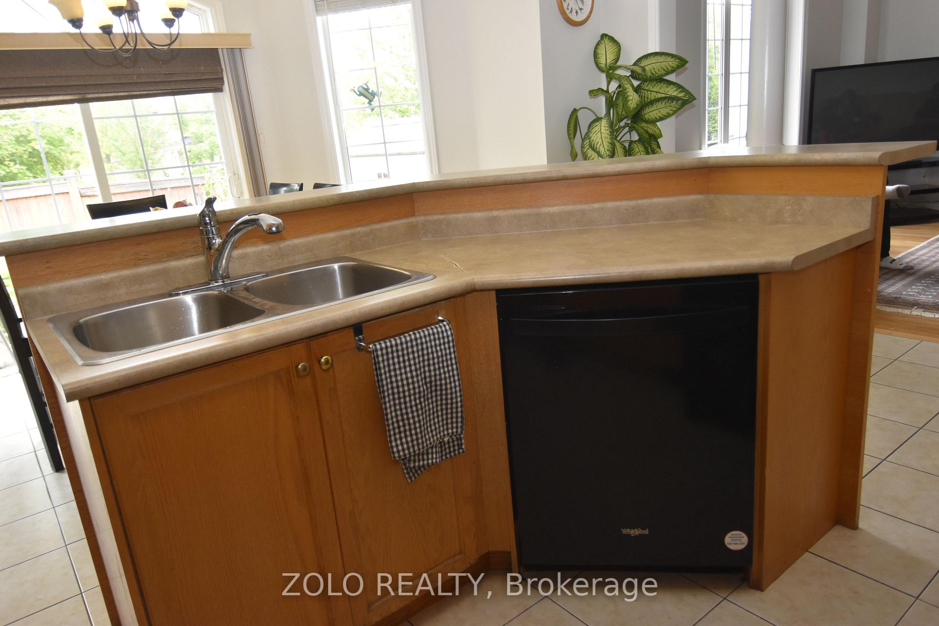 Photo 21 of 22 Showboat Crescent, Brampton, Madoc — HOMEH