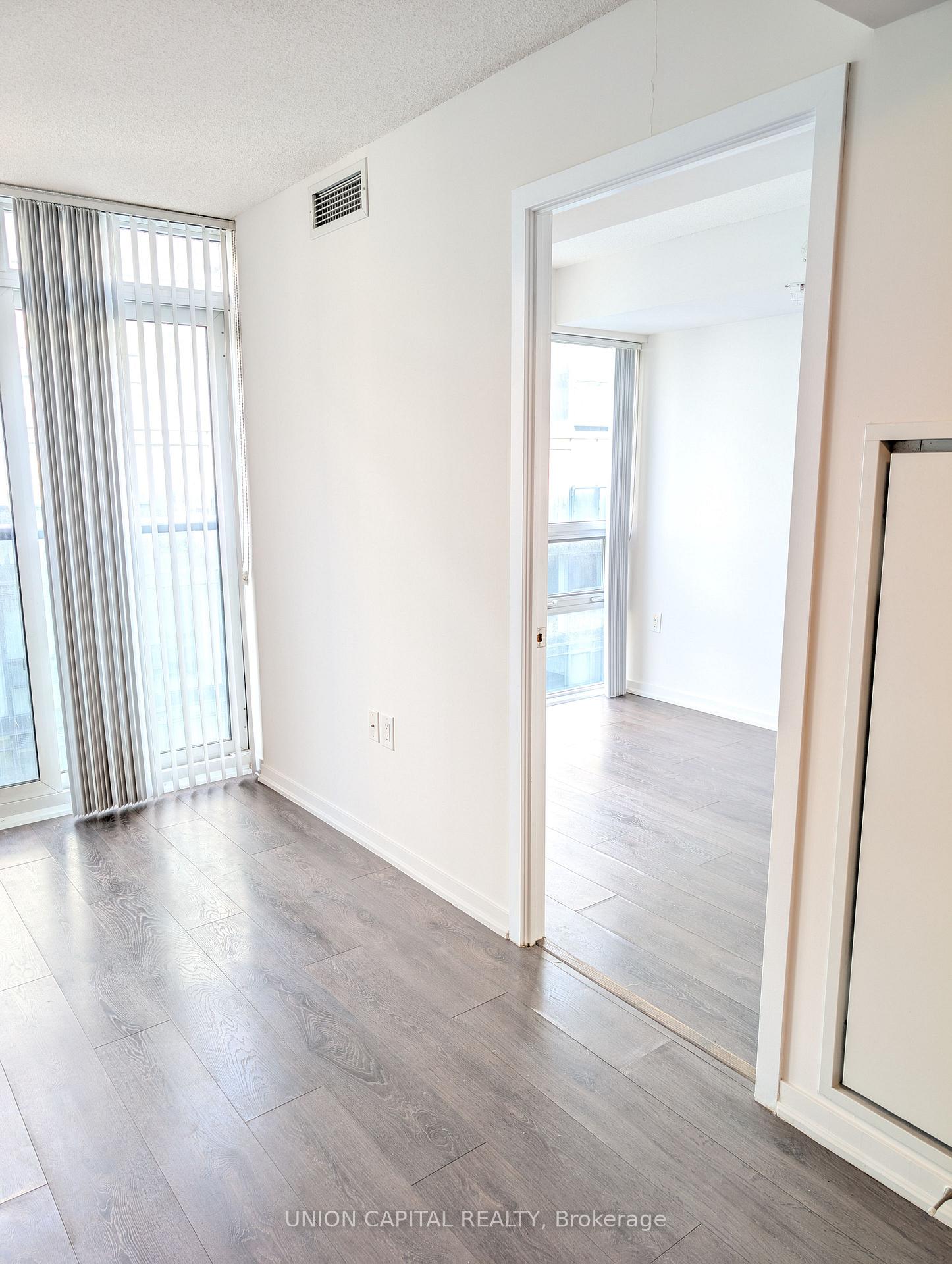 Photo 13 of Unit 1906E, 36 Lisgar Street, Toronto, Little Portugal — HOMEH