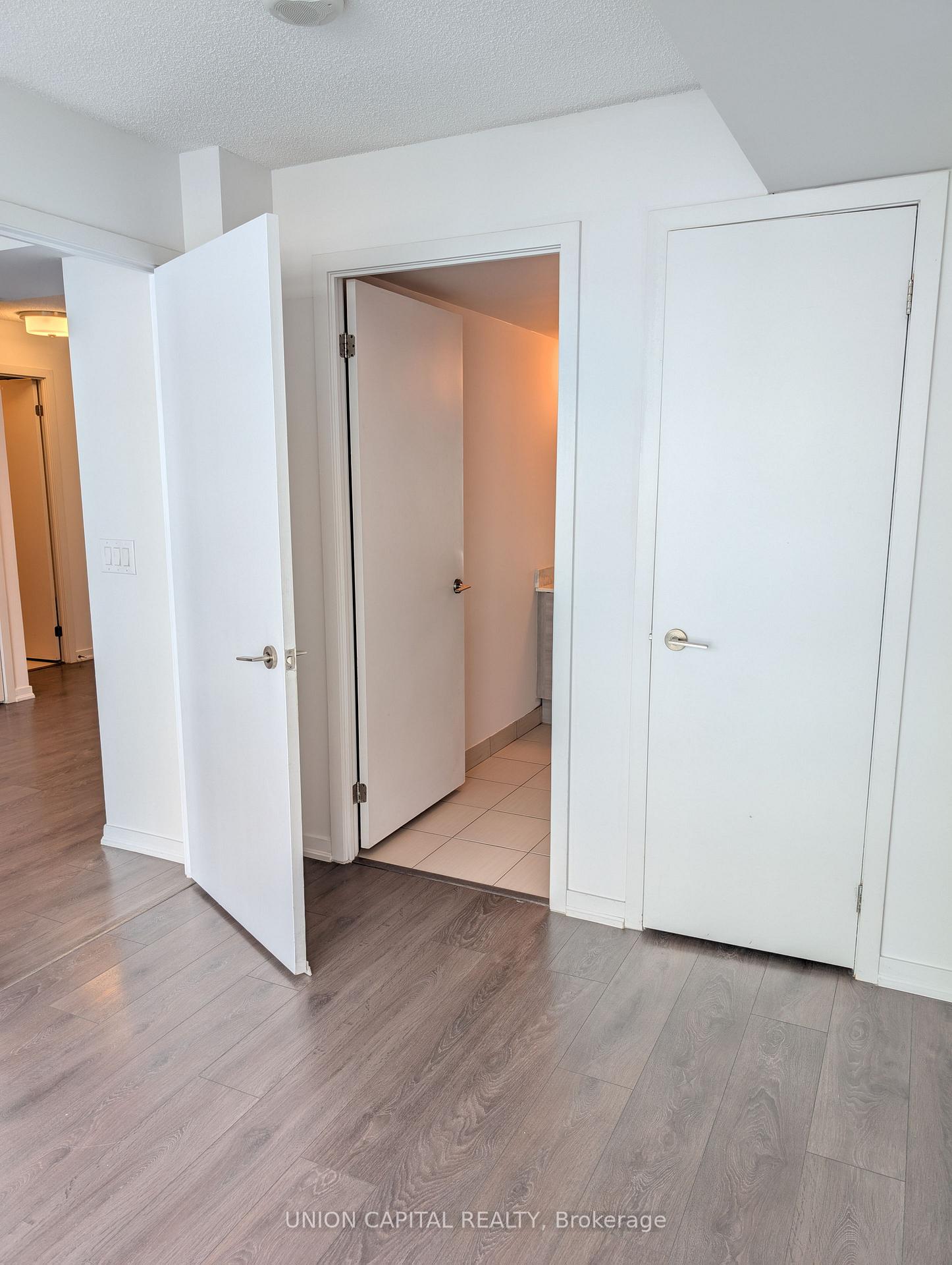 Photo 18 of Unit 1906E, 36 Lisgar Street, Toronto, Little Portugal — HOMEH