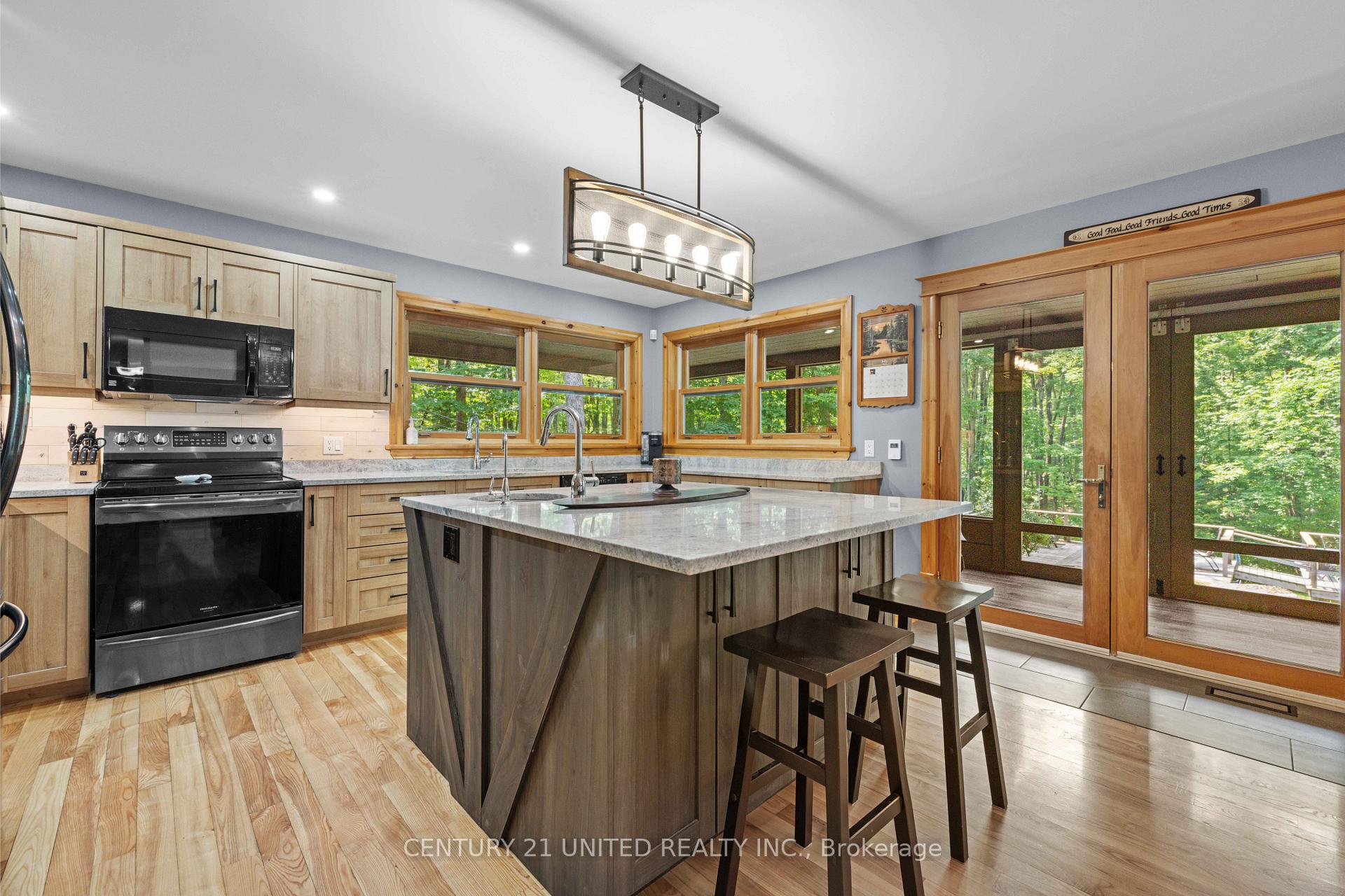 Photo 10 of 2068 Camp Line Road, Douro-Dummer — HOMEH