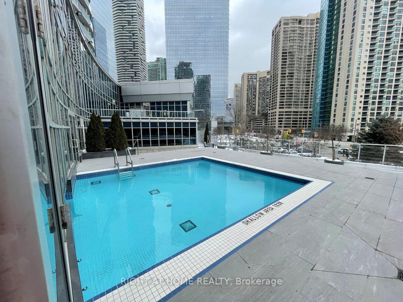 Photo 23 of Unit 2113, 208 Queens Quay W, Toronto, Waterfront Communities — HOMEH