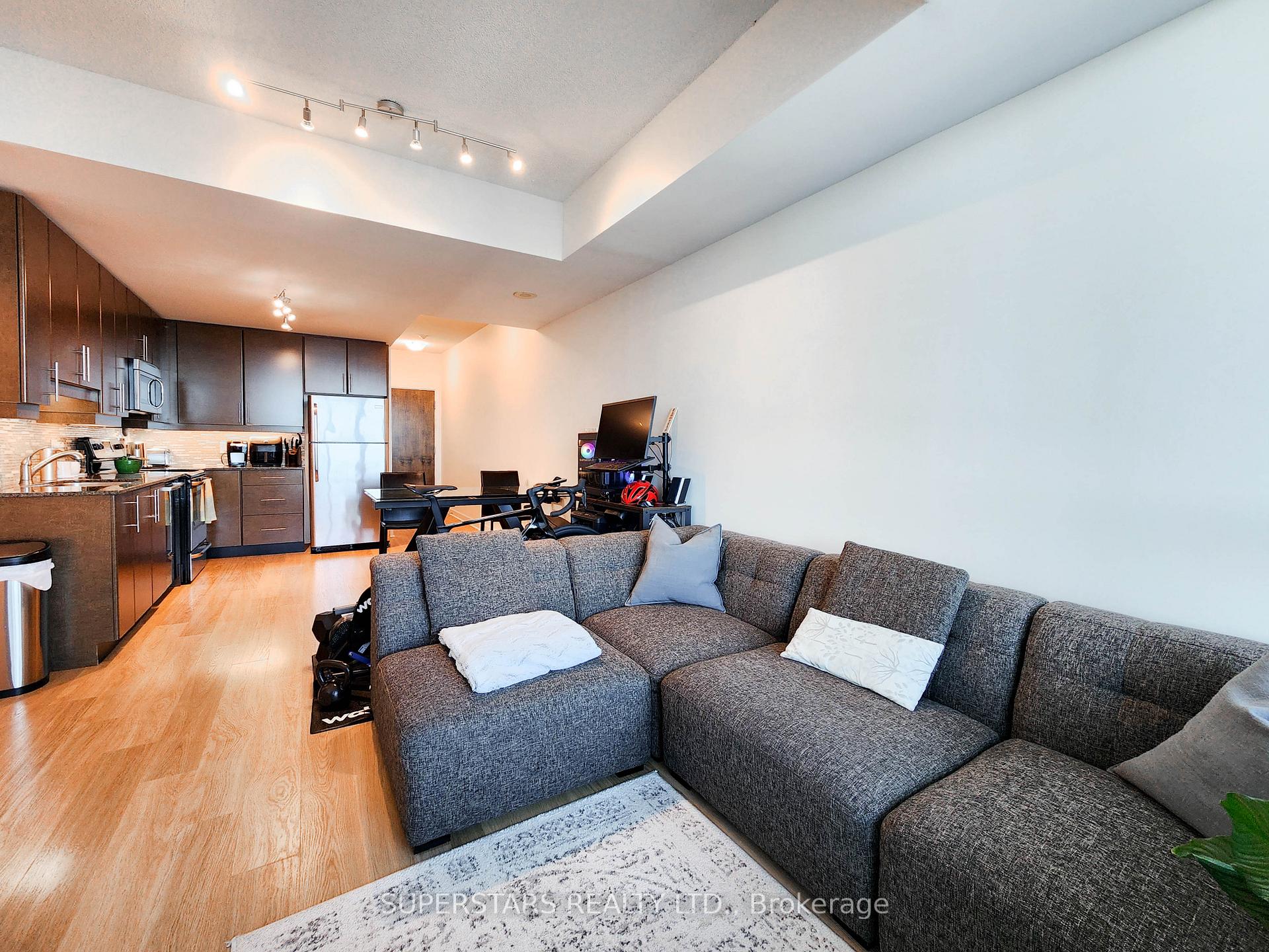 Photo 2 of Unit 4711, 33 Bay Street, Toronto, Waterfront Communities — HOMEH