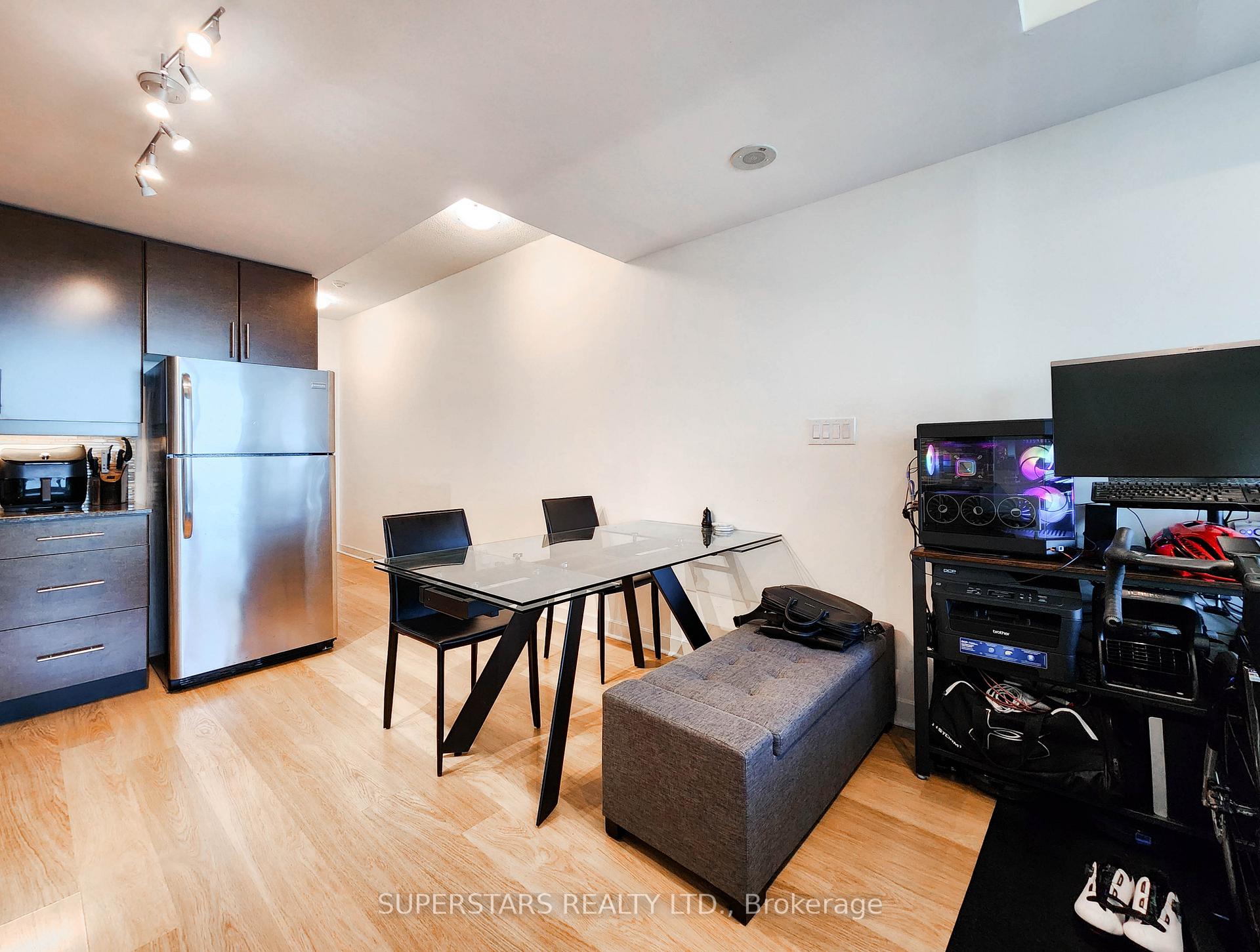 Photo 3 of Unit 4711, 33 Bay Street, Toronto, Waterfront Communities — HOMEH
